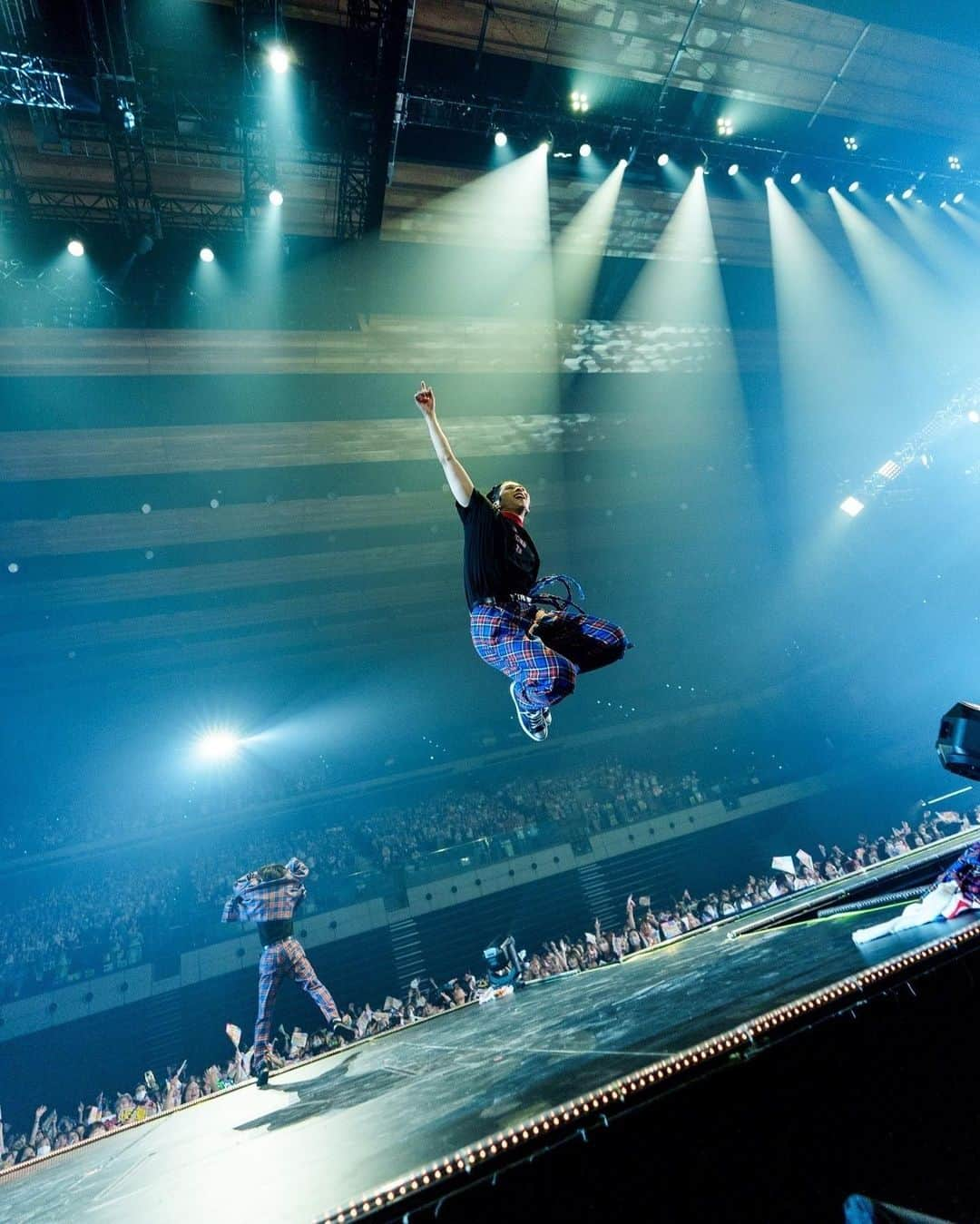 澤本夏輝のインスタグラム：「びよーーん」