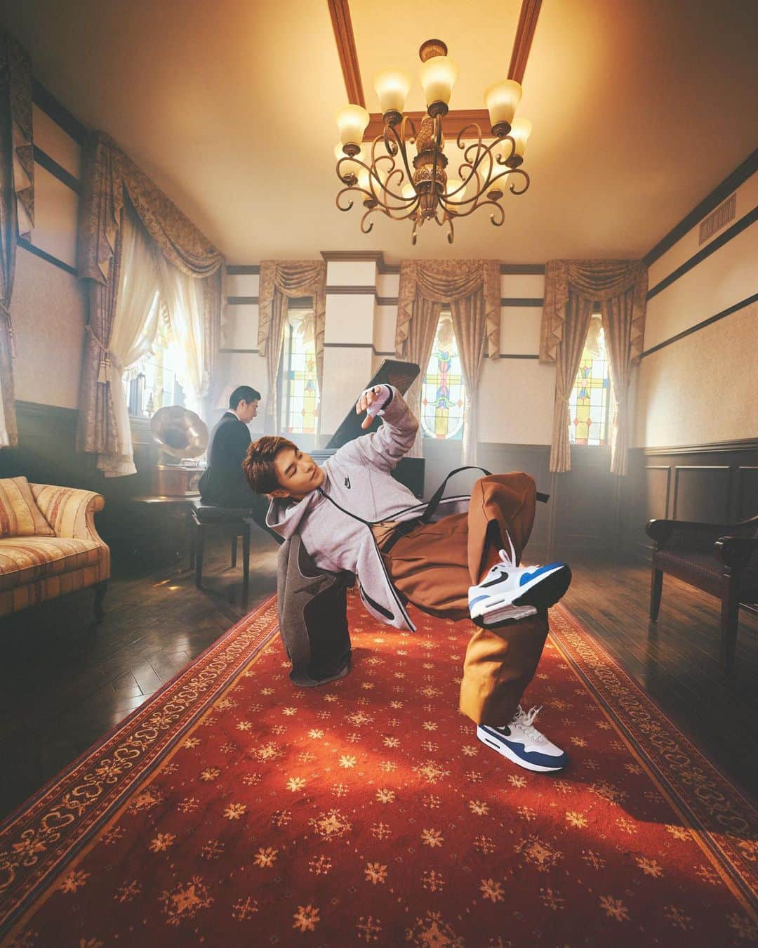 のインスタグラム：「X  #NikeTech / @niketokyo  @nikesportswear  @nike」