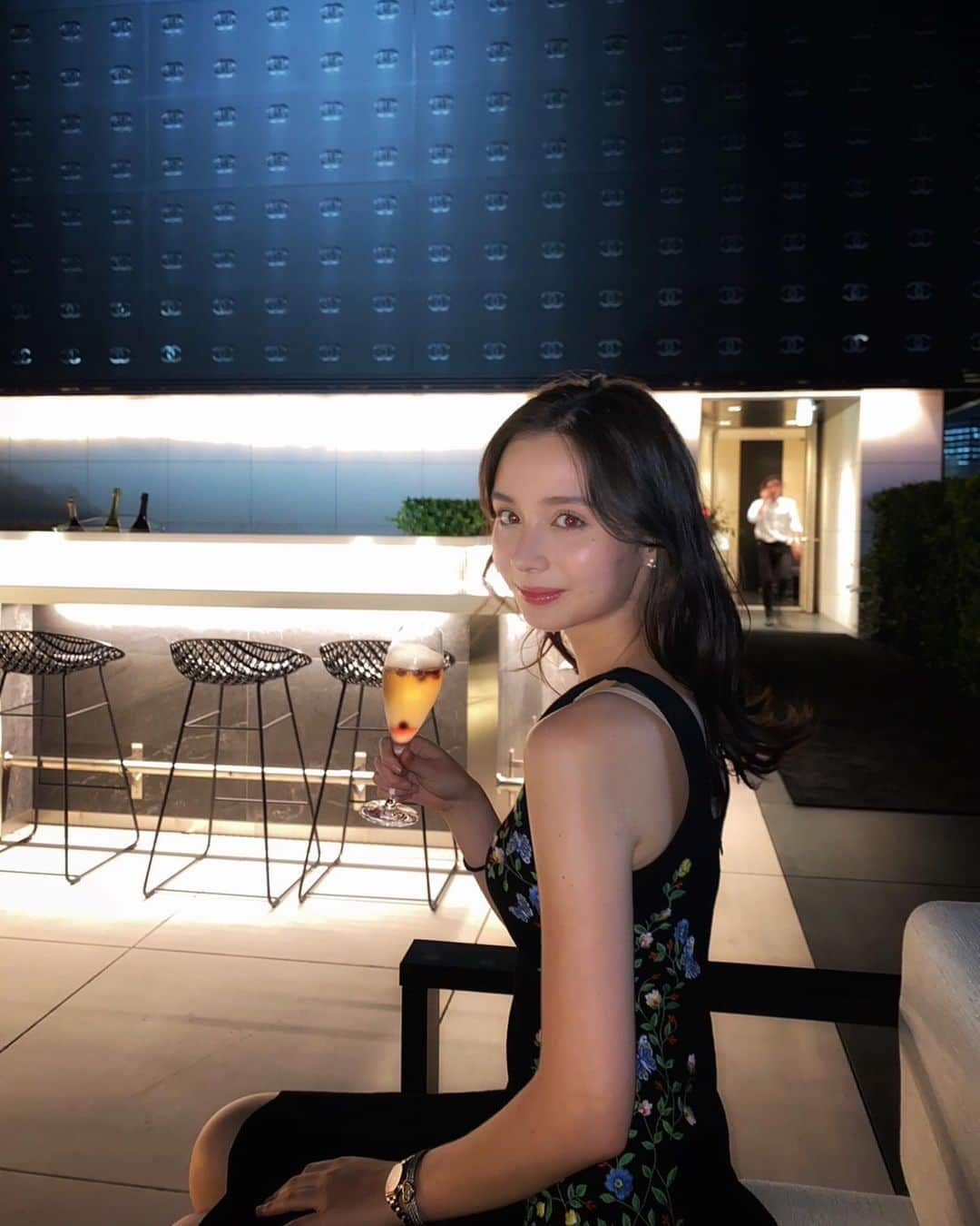 メーガン花子のインスタグラム：「💖🥂」