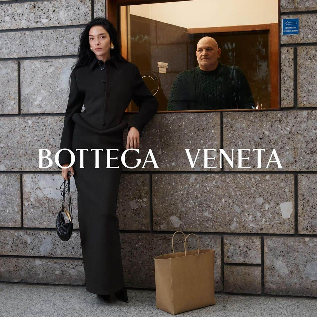 マリアカルラ・ボスコーノのインスタグラム：「BOTTEGA VENETA FW 23  by 🪐 @matthieu_blazy 🪐  @louisethornfeldt @mariathornfeldt @massimiliano_bomba  @pierredebusschere  @duffy_Duffy @hiromi_ueda @le.motel @bitton」