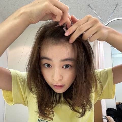 森七菜のインスタグラム：「9話⭐︎このあとすぐ。  きょうはみんなでフェスいくやで⚪︎」