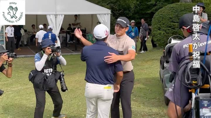  JGTO 男子プロゴルフツアーのインスタグラム：「『51st フジサンケイクラシック』Final Round⛳️  金谷拓実が今季2勝目、ツアー通算5勝目を達成しました🏆  優勝の瞬間から表彰式までのチャンピオンの密着動画です🎥  @fujitvgolf #jgto #golftournament #男子ゴルフ #金谷拓実」