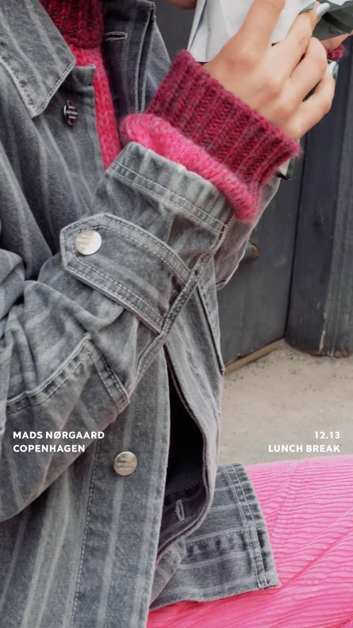 マッツノーガードのインスタグラム：「12.13 Lunch Break.  Shop Fall 2023 at madsnorgaard.com   #madsnorgaard」