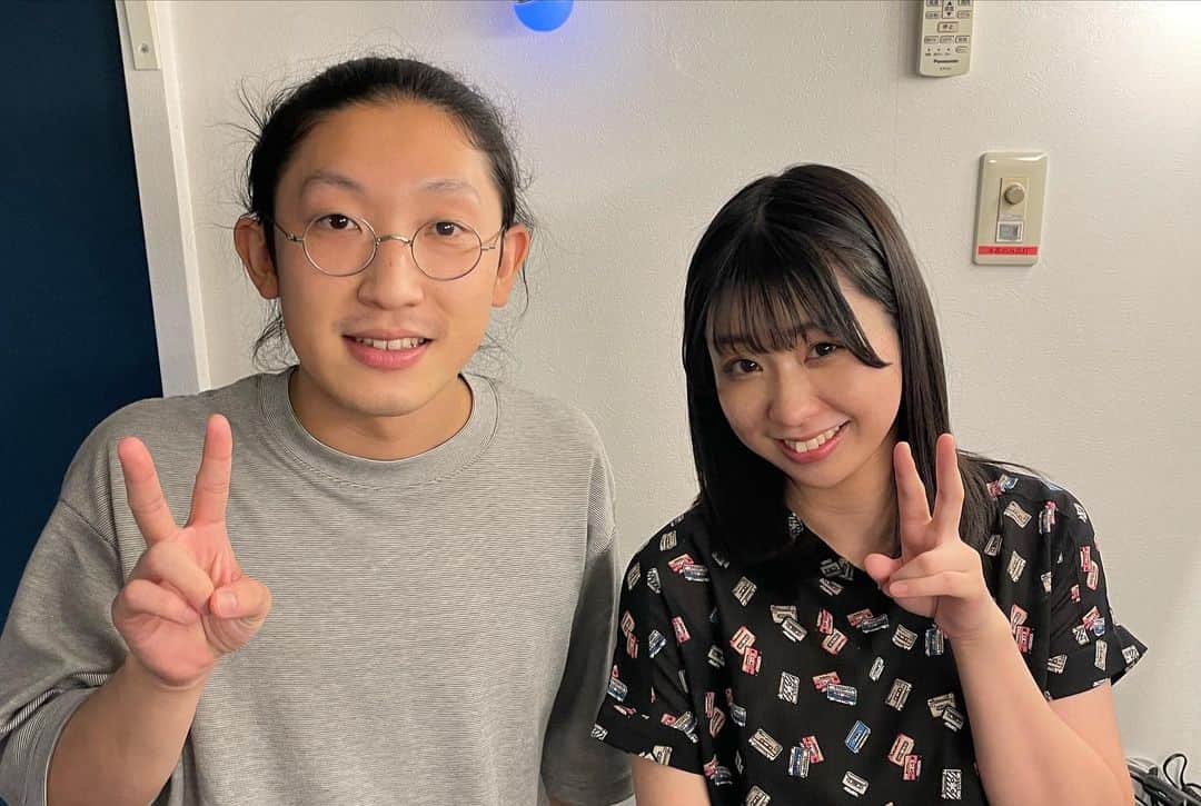 鳩さんのインスタグラム写真 - (鳩Instagram)「劇団星乃企画第12回公演「宇宙に一番近い夏」が無事終演いたしました🐦✨  1ヶ月以上の稽古期間を経て、2日間の公演で終わる演劇の儚さをいま身に染みて感じております  足を運んでくださったお客様、関係者様、演者陣そして星野、本当にありがとうございました  楽しかったです🐦‼️  #劇団星乃企画  #宇宙に一番近い夏」9月4日 21時31分 - newtons_hato