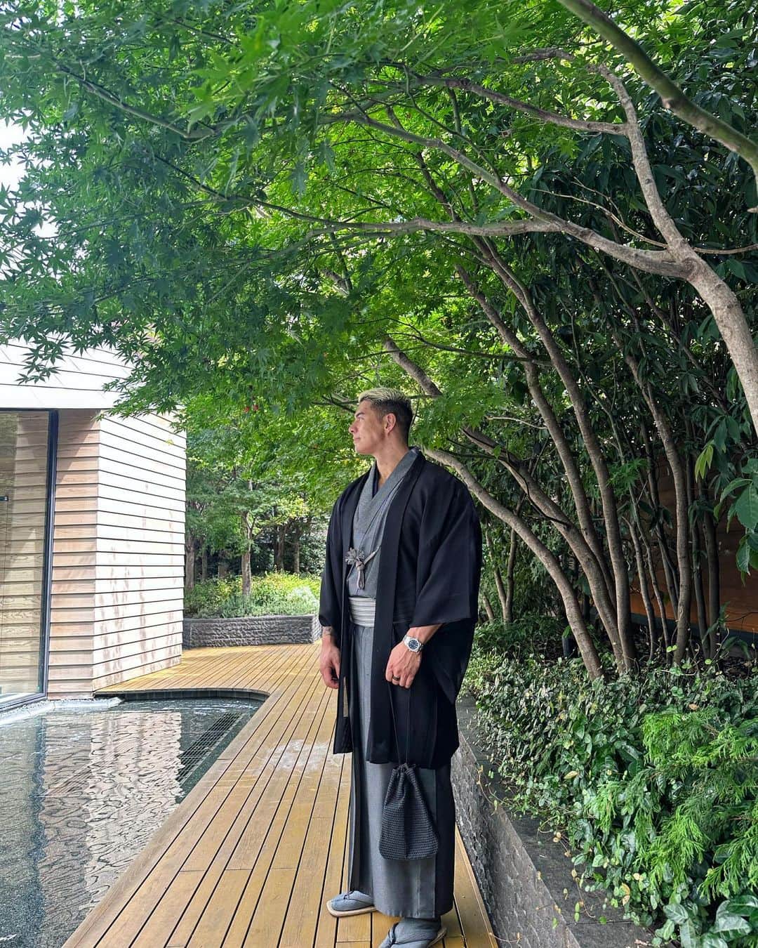 エドワード加藤さんのインスタグラム写真 - (エドワード加藤Instagram)「初めての着物in 京都⛩️🍡👘　 First time wearing KIMONO I loved it 🫶」9月4日 21時57分 - edward_kato_fitness_jp