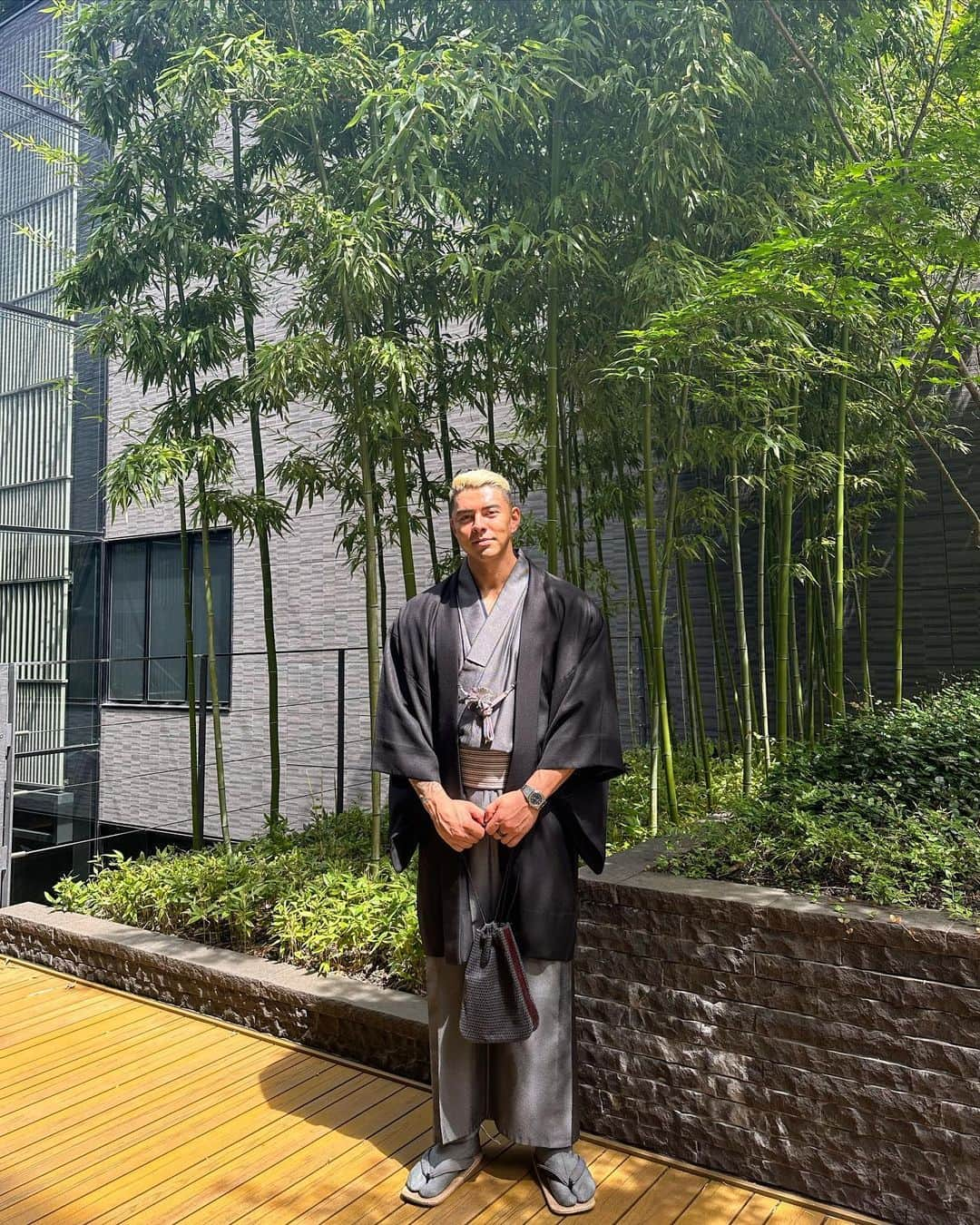 エドワード加藤のインスタグラム：「初めての着物in 京都⛩️🍡👘　 First time wearing KIMONO I loved it 🫶」