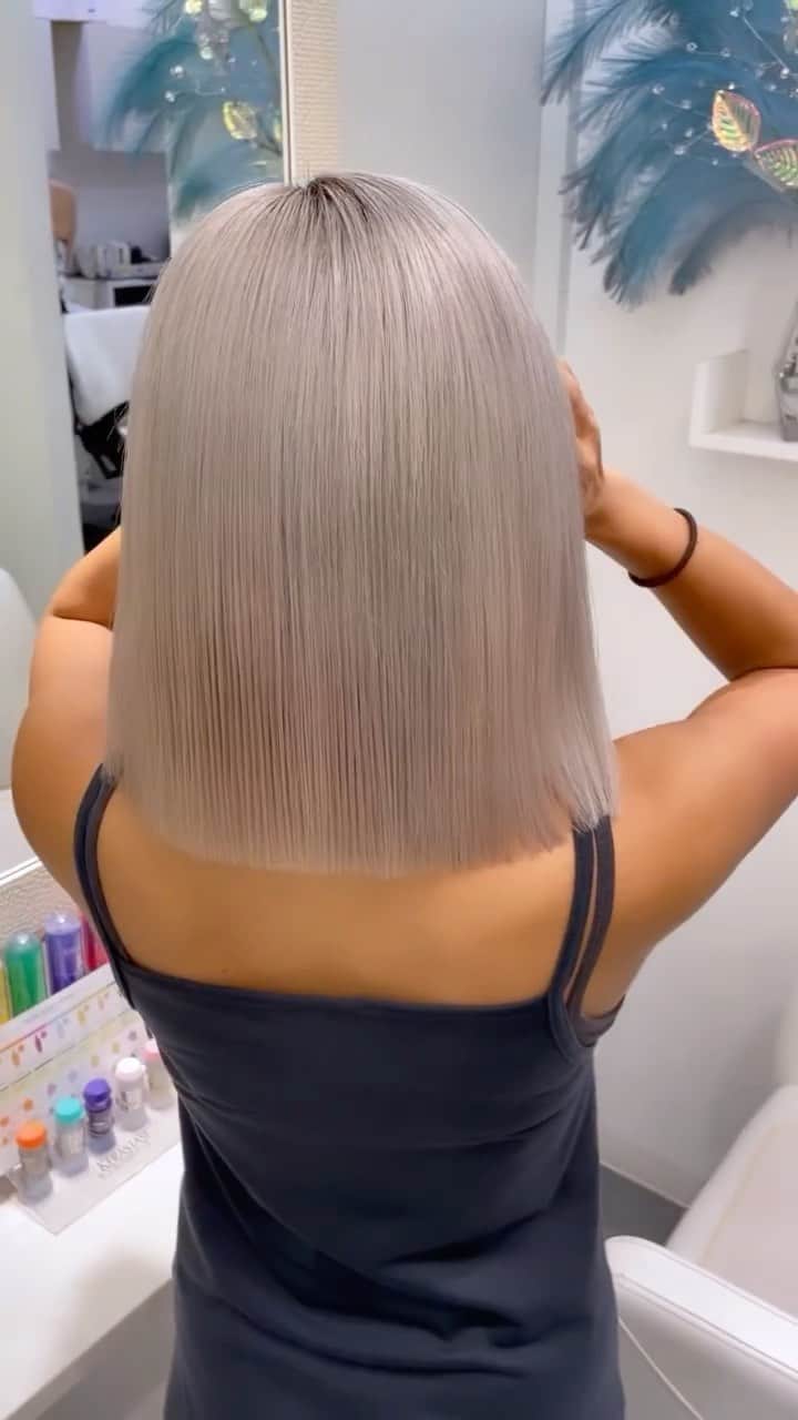 AMIIIIのインスタグラム：「NEW HAIR💇🏾‍♀️」