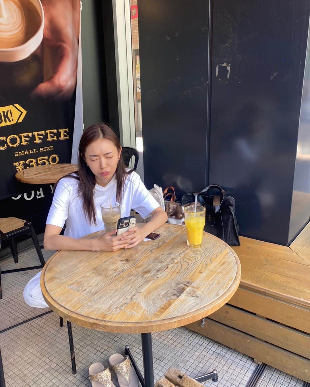 のインスタグラム：「すっぴん無加工でも愛してくれますか  と書けと言われたので。 問答無用で愛してください。」