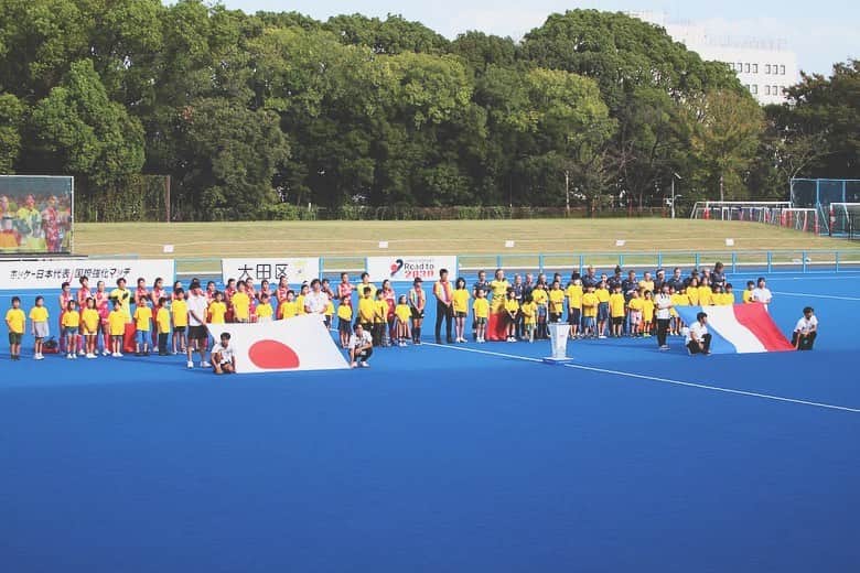 永井友理のインスタグラム：「. ホッケー日本代表　国際強化マッチ🏑  今大会もたくさんのサポート、熱い応援、 ありがとうございました！！！  大会を通して私たちは改めて恵まれた環境で ホッケーをさせていただいてると感じました。 と、同時にここまでの大会を行うまでにたくさんの 準備をしていただいた事がすぐに伝わるくらい 素晴らしい大会でした。本当に感謝しかありません。  何か上手くいかないことがあったとしても、 自分たちを信じなければ結果はついてこないので、 チームみんなを信じて頑張り続けたいと思います！  これからもさくらジャパン、サムライジャパンを よろしくお願いします！ 本当にありがとうございました！」