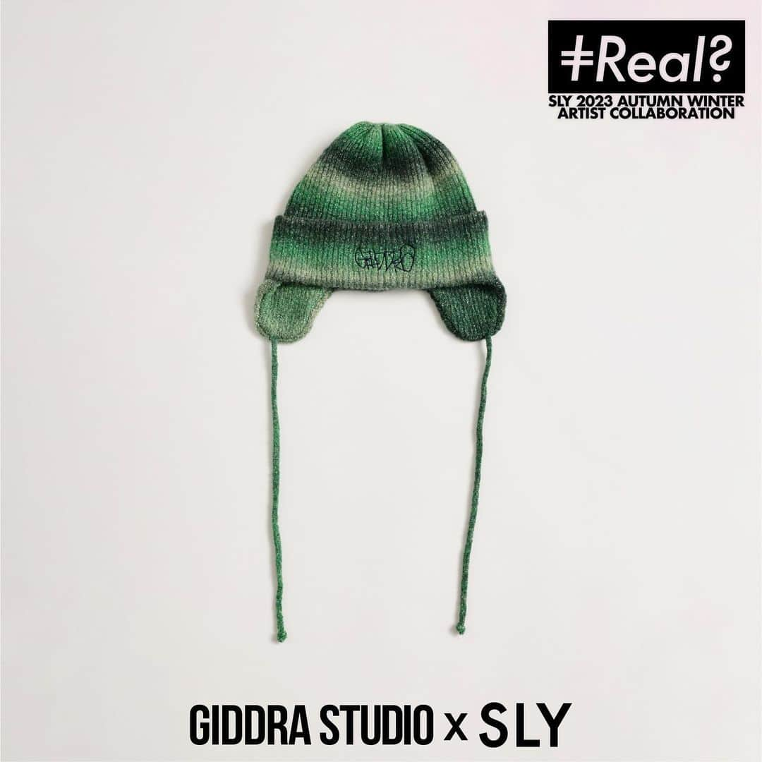 スライさんのインスタグラム写真 - (スライInstagram)「GIDDRA STUDIO x SLY 9/15 FRI order start  @giddrastudio  __________________________________ SNSやAR / VRが生活に浸透している今  現実世界での価値観も大きく変化しつつあります。 そこに目を向けた時、未来のあり方が変わってくるかも？  今回のコラボレーションではSLYが注目するアート界で活躍を見せる  異なるSTYLEの魅力を持つ三名のアーティストに、  それぞれが考えるリアルと非リアルについて表現していただきました。  ART WORKから垣間見える、  多様な顔を持つ彼らのリアリティ表現に迫る事で、  あなたの未来に対するヒントが何か見つかるかもしれません。  GIDDRA STUDIO 東京のユースカルチャーを牽引するGIDDRASTUDIO。 10代の頃から表現を続けるストリートフォトグラファーや 映像作家、スケーターを中心にD.IY.のスタイルのZINEや フィルム、グラフィックを手掛ける。 __________________________________ #notequalreal #GIDDRASTUDIOxSLY #SLY #SLY_fav」9月4日 22時40分 - sly_official