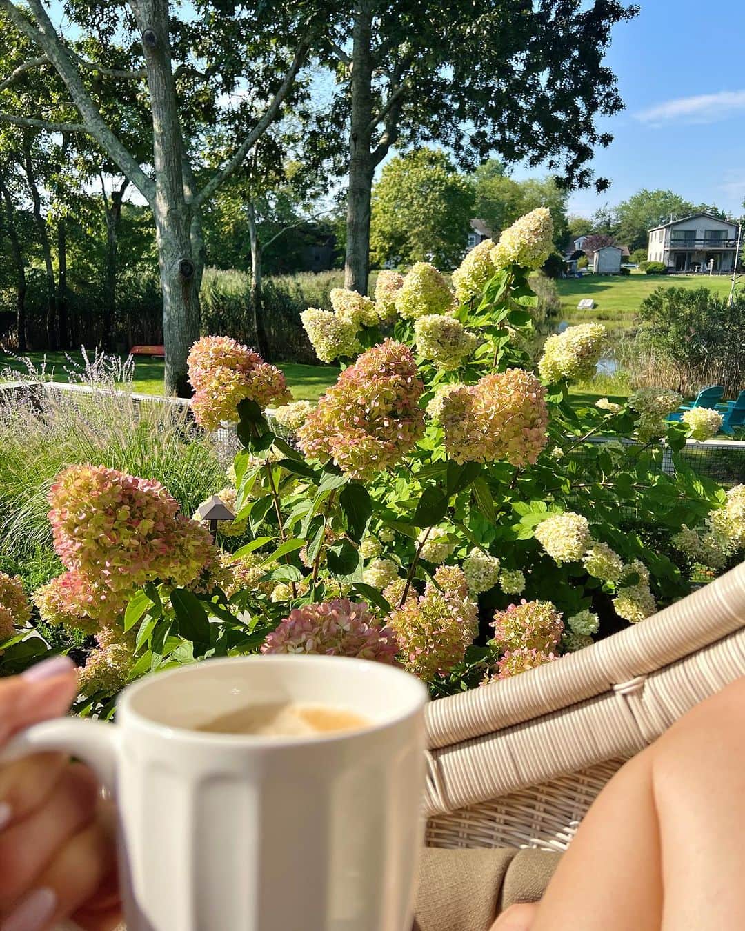 Ilana Wilesのインスタグラム：「Soaking up the last of summer before the school year starts. It’s been a very uneventful August, focusing on family and being present. My favorite moments don’t have pictures. Sunset pic at the end was taken by Mazzy 🙌🏻」