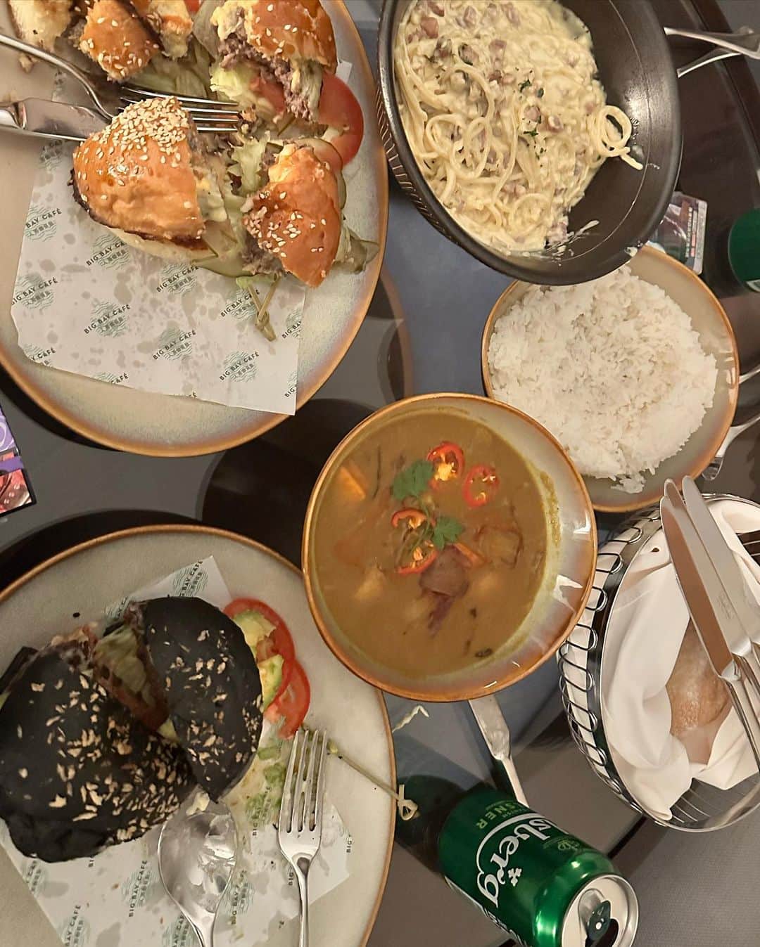ヨン・ジュンヒョン さんのインスタグラム写真 - (ヨン・ジュンヒョン Instagram)「❤️‍🔥」9月4日 23時08分 - bigbadboii