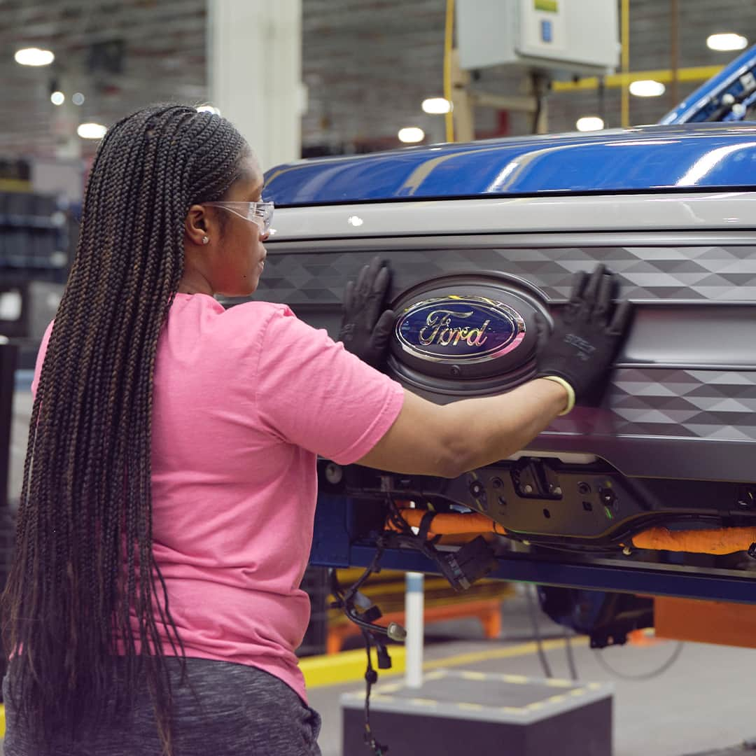 Fordのインスタグラム：「Celebrating the heartbeat of Ford – our dedicated workers. We’re All In On America. Happy Labor Day to the driving force behind our success.  Preproduction model shown.」