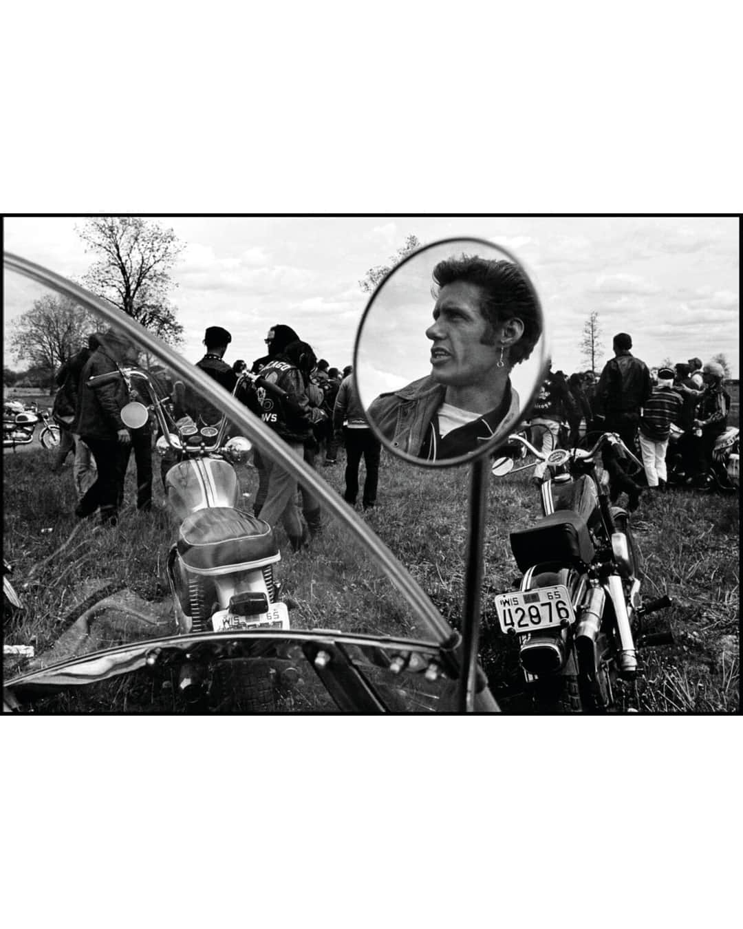 Magnum Photosさんのインスタグラム写真 - (Magnum PhotosInstagram)「With a focus on social justice, @dannylyonphotos2 has spent a lifetime telling the stories of America’s outliers and marginalized, from biker gangs and convicts to the civil rights movement.⁠ ⁠ Our fine prints selection features some of Lyon’s most renowned images that depict the rawness and intensity of post-war America.⁠ ⁠ 🔗 Browse the fine prints at the link in bio.⁠ ⁠ PHOTOS (left to right):⁠ ⁠ (1) Demonstrators singing during the March on Washington. Washington, D.C. USA. 1963.⁠ ⁠ (2) Weight-lifters at Ramsey Prison. Huntsville, Texas. USA. 1968.⁠ ⁠ (3) Memorial day run. Milwaukee, Wisconsin. USA. 1965.⁠ ⁠ (4) John Lewis, future chairman of the SNCC, and others demonstrate at the Cairo pool, which did not allow blacks. Cairo, Illinois. USA. 1962.⁠ ⁠ (5) Cal. Elkhorn, Wisconsin. USA. 1966.⁠ ⁠ © @dannylyonphotos2 / Magnum Photos」9月5日 0時01分 - magnumphotos