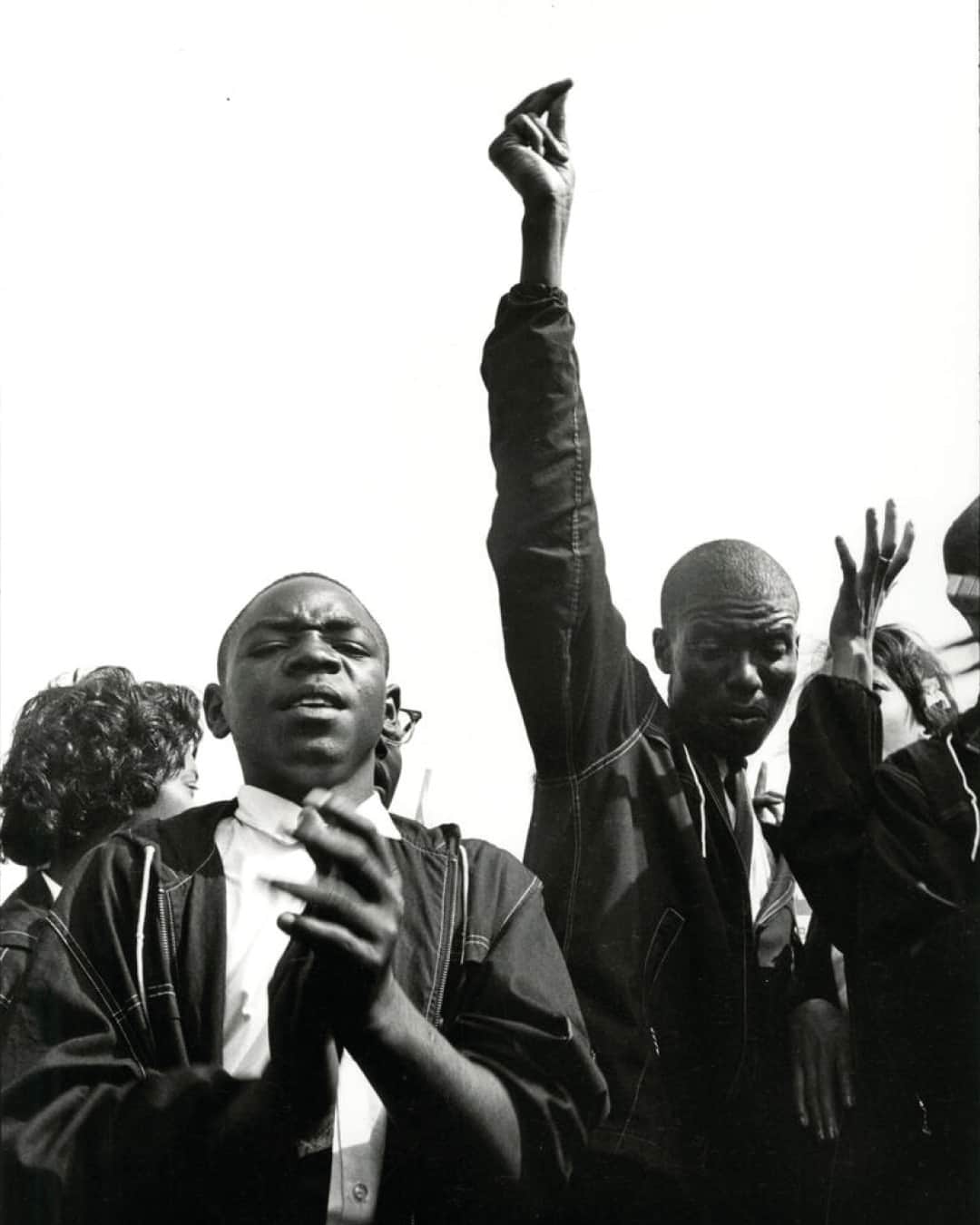 Magnum Photosのインスタグラム：「With a focus on social justice, @dannylyonphotos2 has spent a lifetime telling the stories of America’s outliers and marginalized, from biker gangs and convicts to the civil rights movement.⁠ ⁠ Our fine prints selection features some of Lyon’s most renowned images that depict the rawness and intensity of post-war America.⁠ ⁠ 🔗 Browse the fine prints at the link in bio.⁠ ⁠ PHOTOS (left to right):⁠ ⁠ (1) Demonstrators singing during the March on Washington. Washington, D.C. USA. 1963.⁠ ⁠ (2) Weight-lifters at Ramsey Prison. Huntsville, Texas. USA. 1968.⁠ ⁠ (3) Memorial day run. Milwaukee, Wisconsin. USA. 1965.⁠ ⁠ (4) John Lewis, future chairman of the SNCC, and others demonstrate at the Cairo pool, which did not allow blacks. Cairo, Illinois. USA. 1962.⁠ ⁠ (5) Cal. Elkhorn, Wisconsin. USA. 1966.⁠ ⁠ © @dannylyonphotos2 / Magnum Photos」