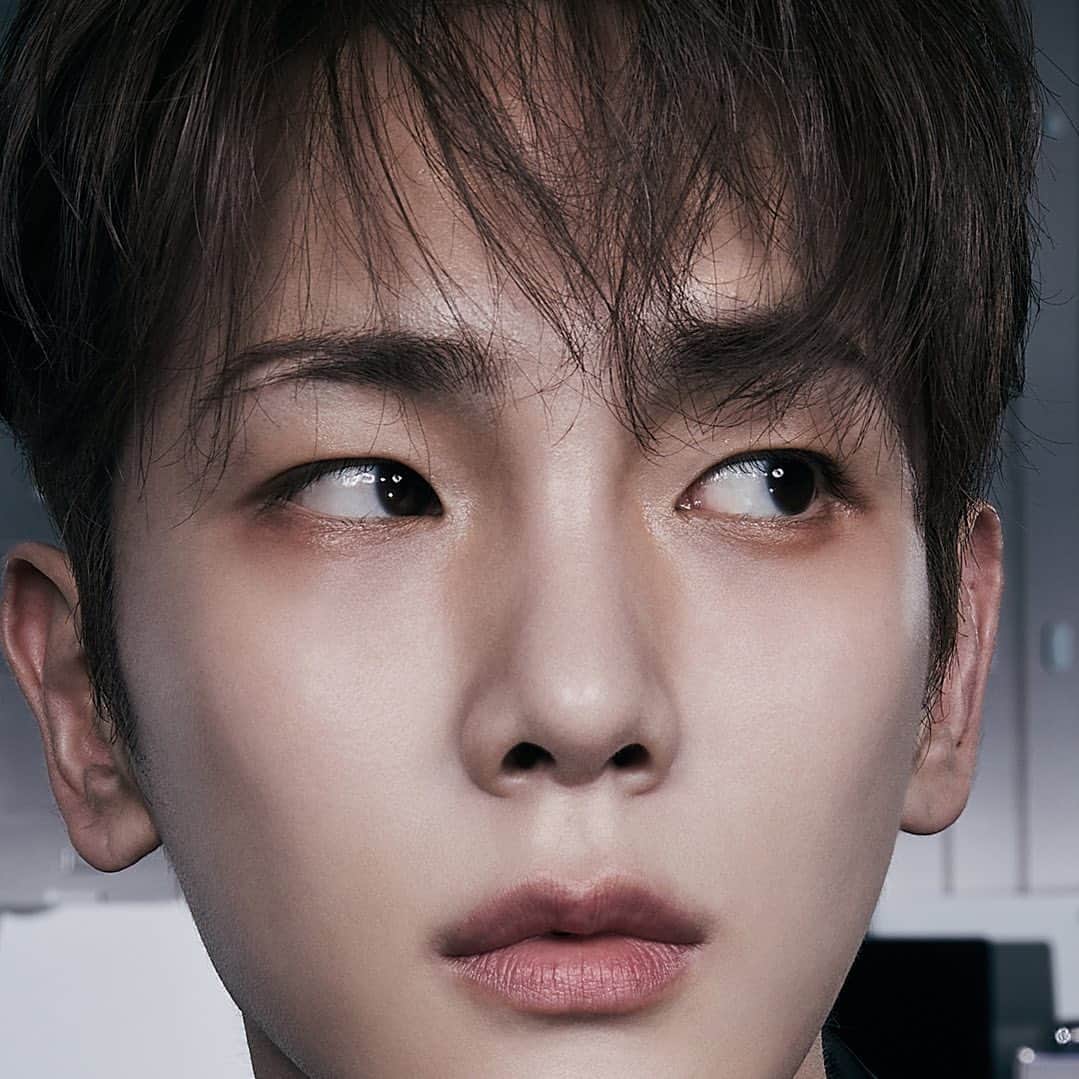 SHINeeのインスタグラム：「KEY 키 The 2nd Mini Album <Good & Great> | Teaser Image 1  〖Good & Great - The 2nd Mini Album〗 ➫ 2023.09.11 6PM (KST)  #KEY #키 @bumkeyk #SHINee #샤이니  #Good_and_Great  #KEY_Good_and_Great」