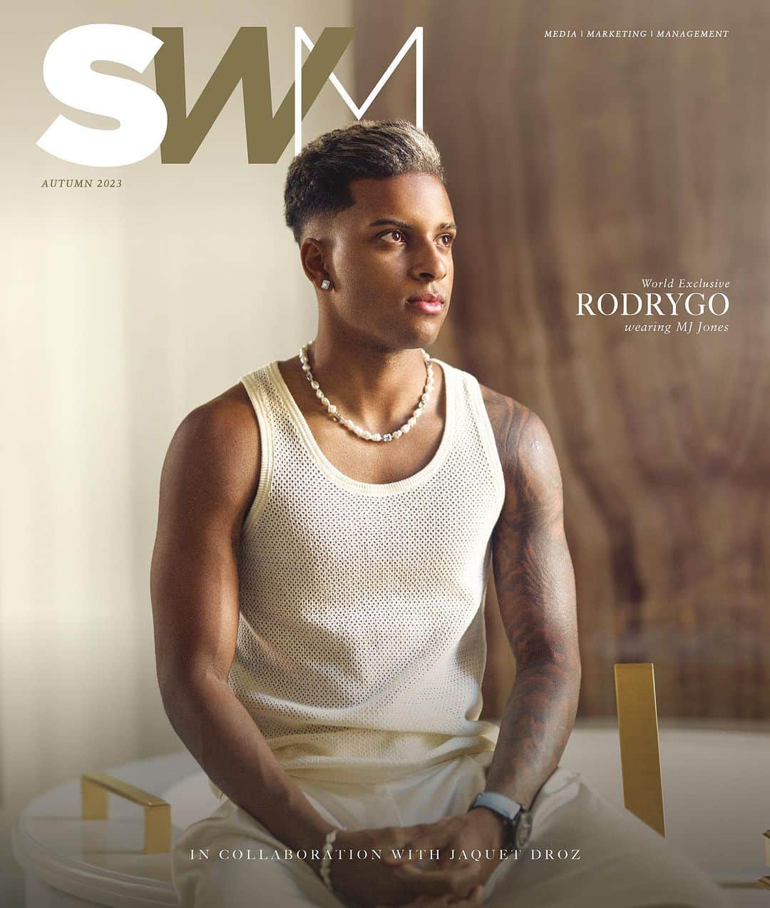 ロドリゴ・ゴエスのインスタグラム：「Introducing SWM’s Autumn 2023 cover in an unprecedented collaboration with the sensational rising star @rodrygogoes.   Step into a world where fashion meets artistry as Rodrygo effortlessly embodies the spirit of the season, showcasing the latest trends and redefining style norms with his unique flair. Prepare to be mesmerised by the perfect harmony between fashion and charisma.」