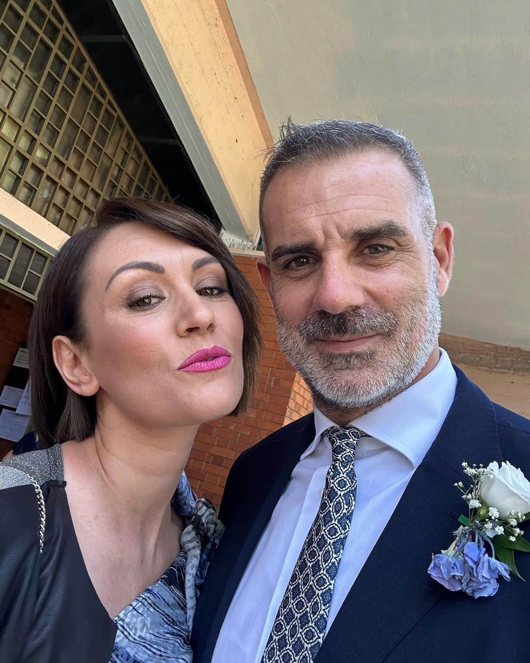 ステファノ・ソレンティーノのインスタグラム：「Buon Compleanno alla mia ‘ragazzina’ di 41 anni, sei come il buon vino…. Più passano gli anni e più migliori!!!!Sei uno splendore !!!! Ti amo ❤️」