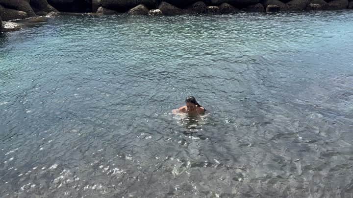 イユエリンのインスタグラム：「사진첩에 여름 한가득.. 아직 올릴게 많은데..✨ #이제갯강구도안무서워버려」