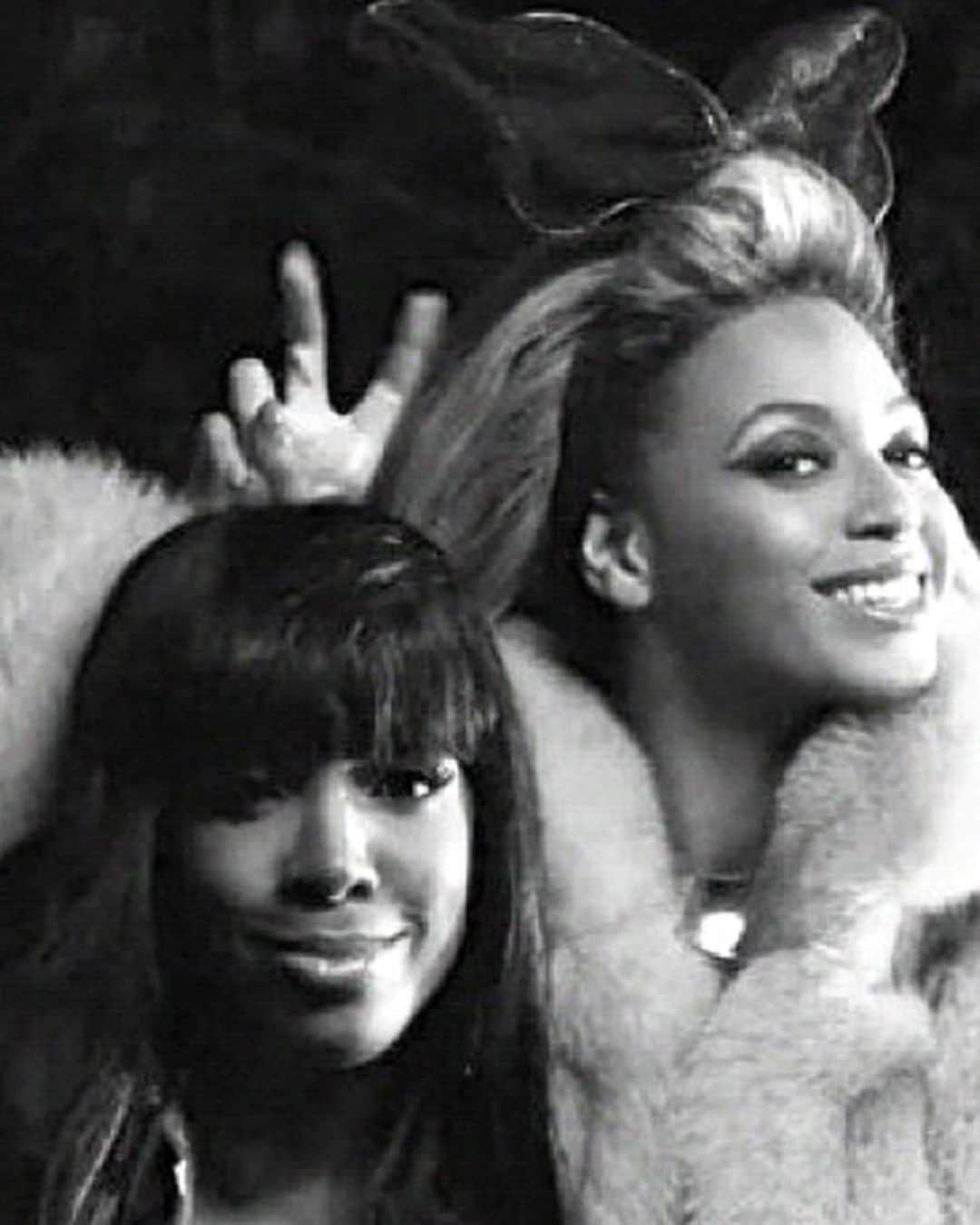 ケリー・ローランドのインスタグラム：「Til the Wheels Fall Off!! I Love You!!! HAPPY BORNDAY B!」