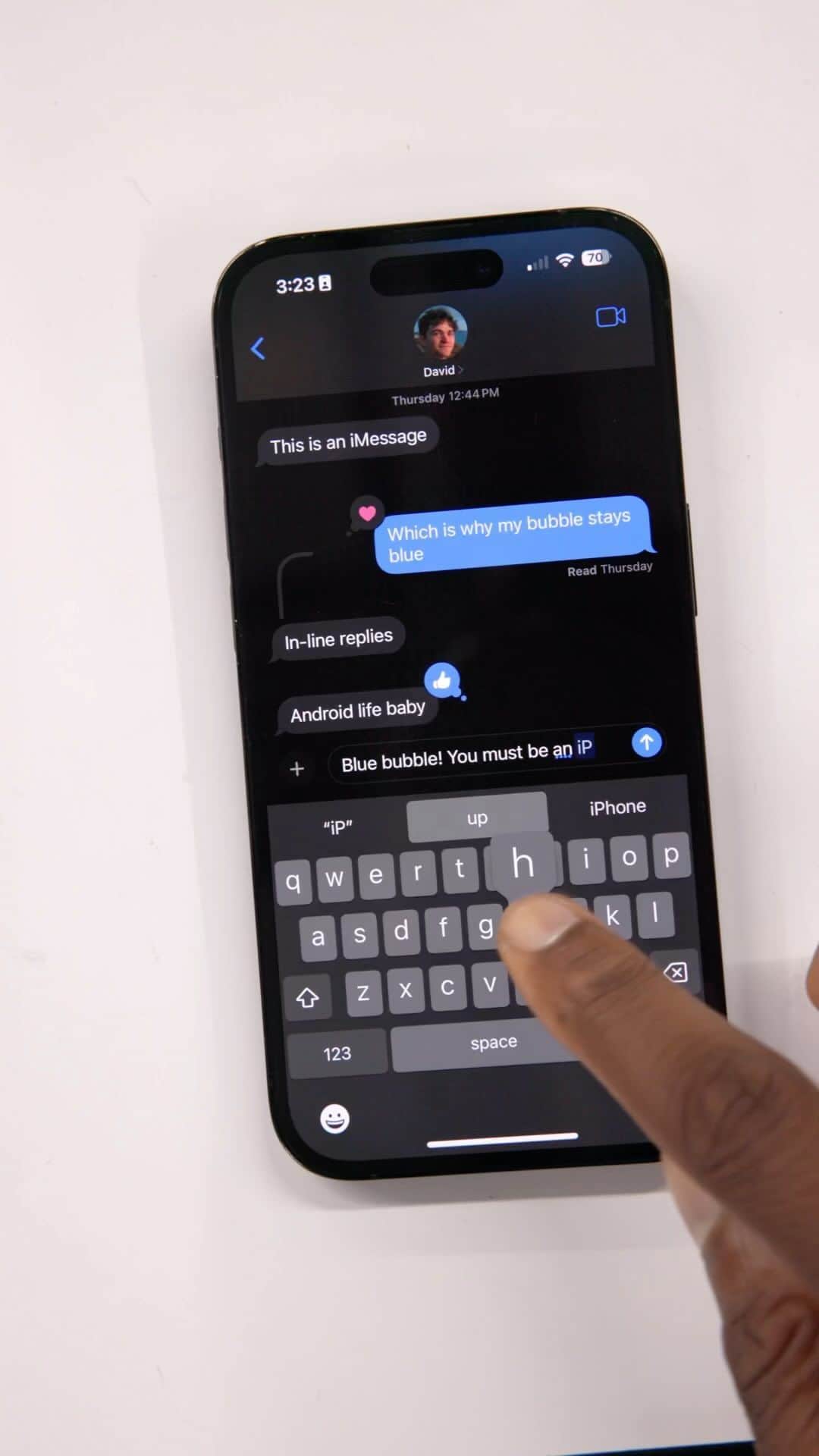 のインスタグラム：「iMessage….. on Android. Would that convince people to switch? ¯\_(ツ)_/¯」