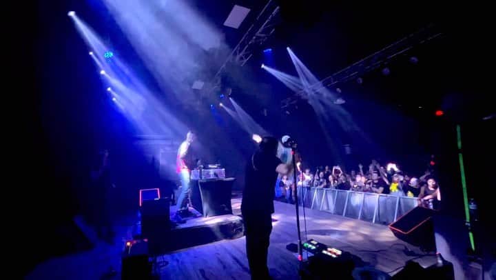 ミステリー・スカルズのインスタグラム：「The Gold Tour continues 🔜」