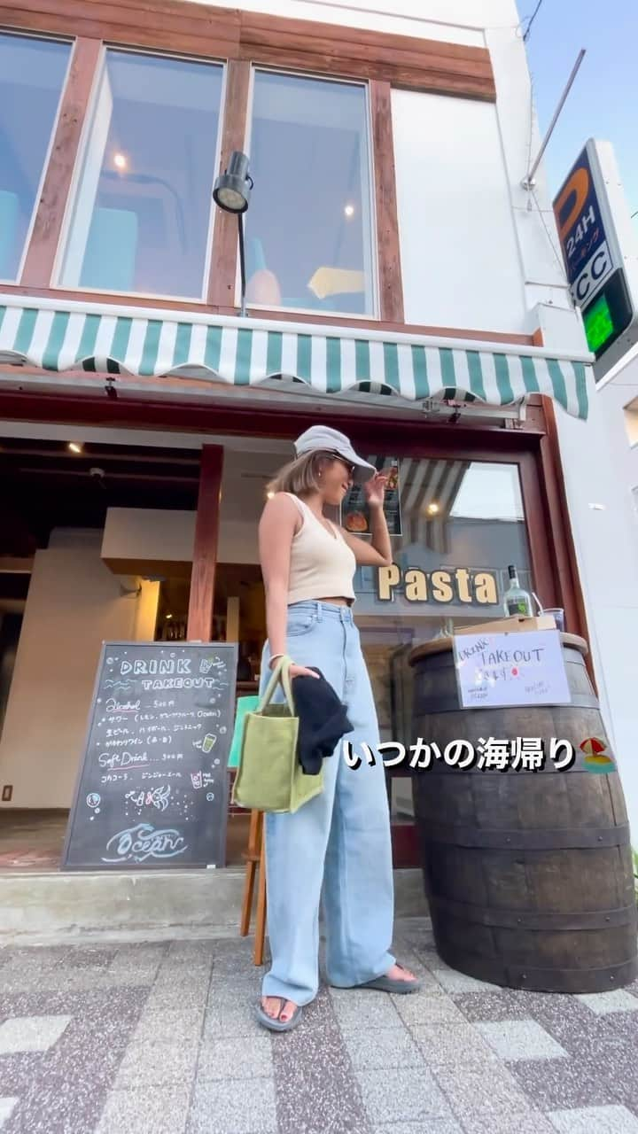 ETSUKOのインスタグラム：「7年ぶりとかの逗子ビーチ⛱️帰り💚 逗子も良いね〜🫶🏽🫶🏽🫶🏽  コーデ Knitタンク#fred  denim#yanuk  カーデ#siestepeau  ビーサン🩴#Shein 麻トート#downtoearth  🧢#cavezarosso   #instafashion  #instagood #fashion #ootd #japan #fashionista#new #style#me#ootn#アラフォー #プチプラコーデ#カジュアルファッション #楽ちんコーデ #夏コーデ#ゆるカジ#大人カジュアル#ゆるコーデ#キャップコーデ#逗子#カフェ#逗子海岸」