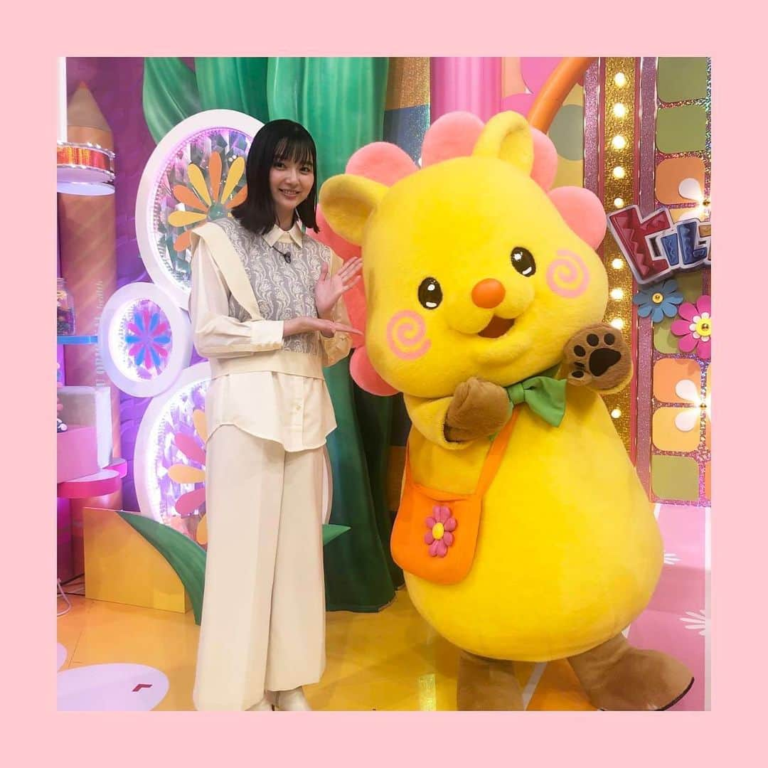 日本テレビ「ヒルナンデス！」さんのインスタグラム写真 - (日本テレビ「ヒルナンデス！」Instagram)「. 昨日のゲストは#新川優愛 さんでした🩷  #藤あや子 さん、今回もコストコの商品を使ったアレンジレシピが止まりませんでした！びっくりする組み合わせも、どれも本当に美味しそうでした✨  料理のコツテストは豚キムチ！ほんの少しのコツで大きく変わるので毎回感動しています！完成した豚キムチは、もやしがシャキシャキで本当に美味しかったです🤤  そして、#ゴスペラーズ の#黒沢薫 さんはほぼ365日カレーを食べるほどの、自称・ハードコアカレーシンガー🍛🎤黒沢さんオススメカレー、スタジオ全員完食していました！  🌼今日のヒルナンデスは〜？🌼  ①いとうあさこ＆大久保佳代子が勝浦でオトナ女子旅 いとうあさこ×大久保佳代子が千葉県・勝浦でオトナ女子旅 ご当地グルメや絶景観光スポットが続々登場！  ②京王百貨店新宿店の秋の大北海道展特集 限定海鮮弁当＆ステーキ弁当などのグルメをご紹介  #ヒルナンデス #ゆいちゃみ #コットン #山口もえ #西山茉希 #小峠英二 #浦野モモ (C)日本テレビ」9月5日 8時26分 - hirunandesu_ntv_official