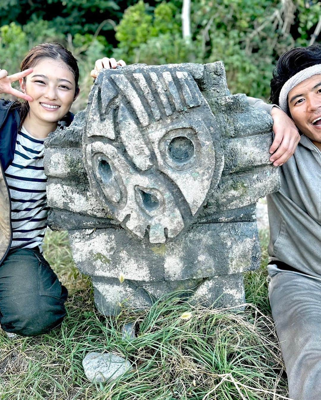 板橋駿谷さんのインスタグラム写真 - (板橋駿谷Instagram)「今日から！！！！ 「漂流兄妹」新シリーズです！！！ 兄妹、そして、無人島だけどスタッフ一同、体を張りまくって楽しんで作った作品がどうか沢山の方に楽しんでもらえますように。 19:30〜 Eテレにて どうぞお楽しみに！！！！！  https://www.nhk.jp/p/ts/P1LXR86R3J/  #漂流兄妹  #井上咲楽  #飯塚悟志」9月5日 8時35分 - shunya_itabashi