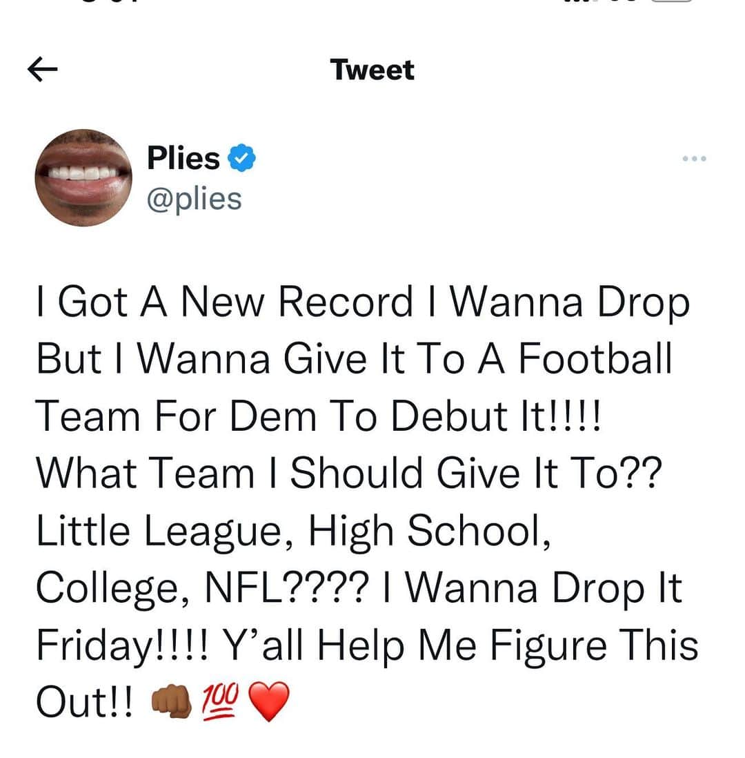 プライズのインスタグラム：「I Got A New Record I Wanna Drop But I Wanna Give It To A Football Team (Or Teams) For Dem To Debut It!!!! What Team I Should Give It To?? Little League, High School, College, NFL???? I Wanna Drop It Friday!!!! Y’all Help Me Figure This Out!! 👊🏾💯❤️ #Plies #IGotMotion」