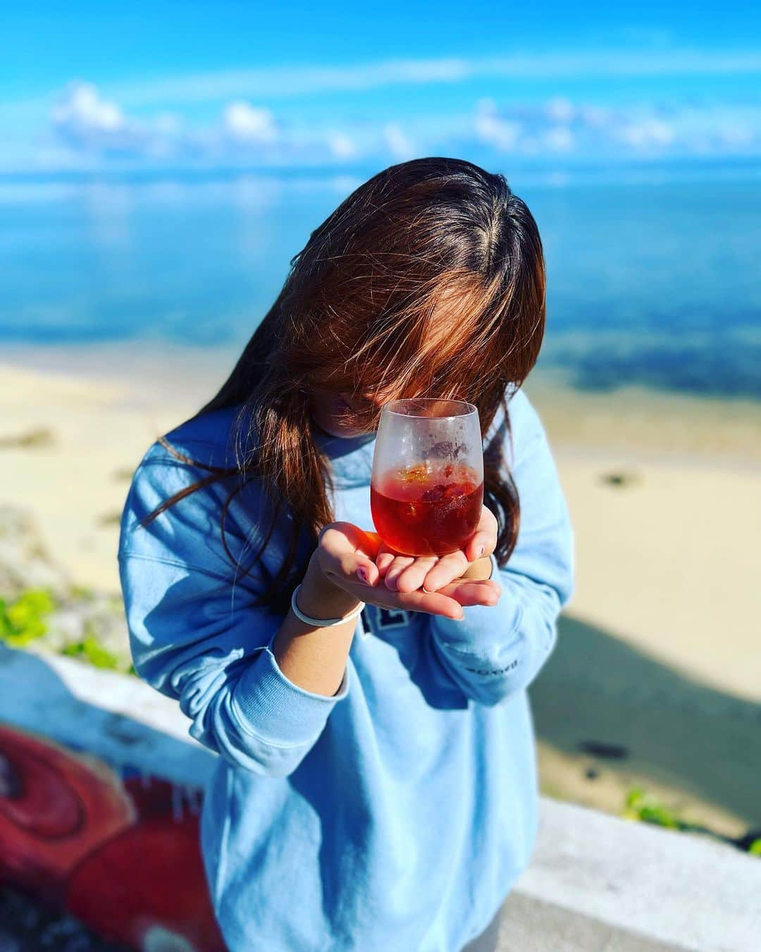 山本美憂のインスタグラム：「🏝️☕️❤️🇬🇺」