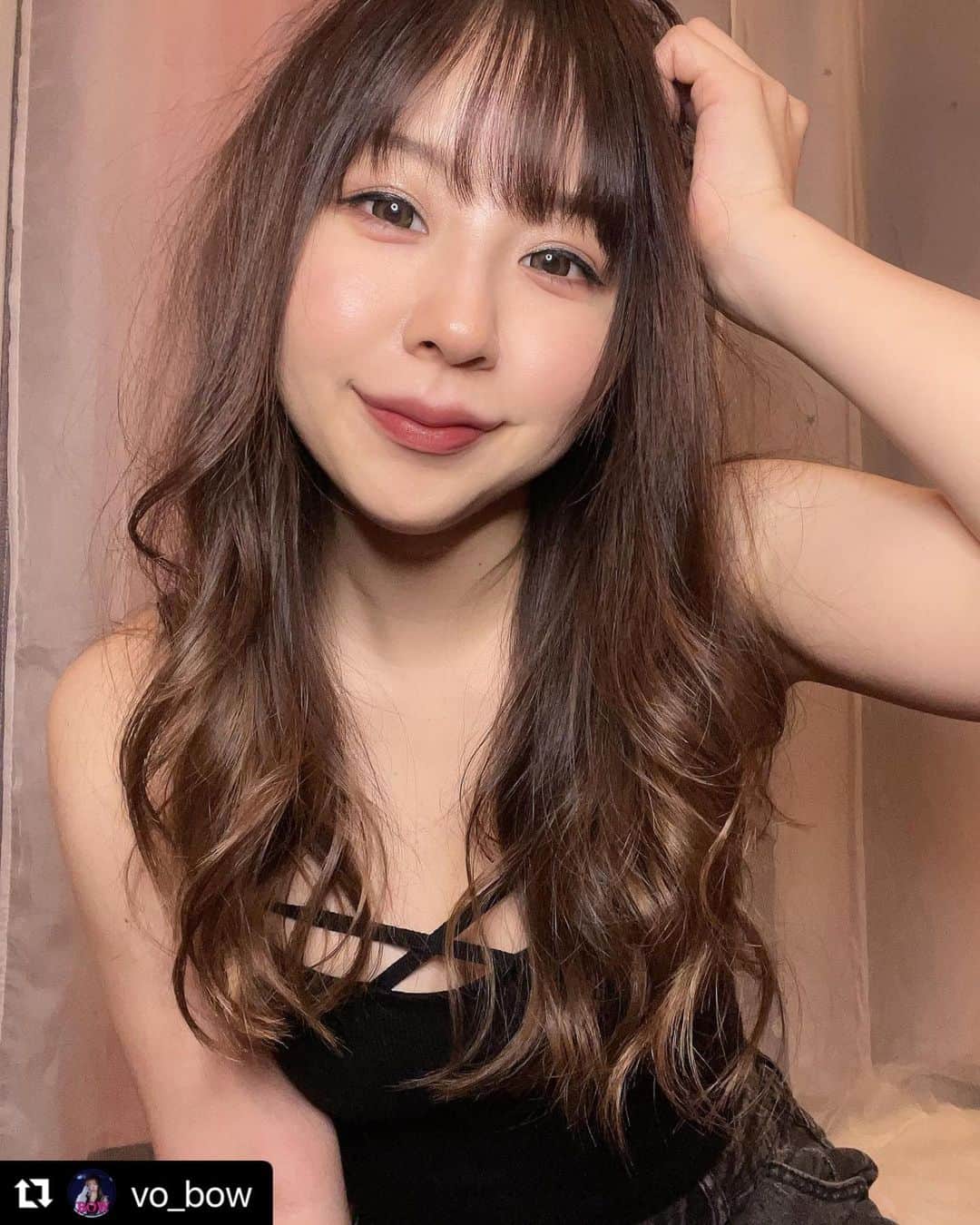 恵比寿フィラークリニックのインスタグラム：「患者様が投稿してくださいました🥰 ありがとうございます💓  @vo_bow with  ヒアルロン酸いれたときの！ はじめて涙袋やったけど いい感じでした！🥹🫶💕 (YouTubeにも更新してます！☺️)  フィラークリニックの うるプルセットで 涙袋と唇ヒアルをやりました！ （やったの5月なのでめっちゃ時差投稿です🤫😂）  1枚目▶︎直後（数時間後） 2枚目▶︎数日後 3枚目▶︎before（やる前）  メイクでも涙袋つくれるけどやっぱ全然違うなと実感しました👐  #ヒアルロン酸 #涙袋 #涙袋ヒアルロン酸 #唇ヒアルロン酸 #うるぷるセット #口角ボトックス #美容施術 #美容整形 #プチ整形 #フィラークリニック #fillerclinic #beautysalon #루대 #미용성형 #スマイルリップ」