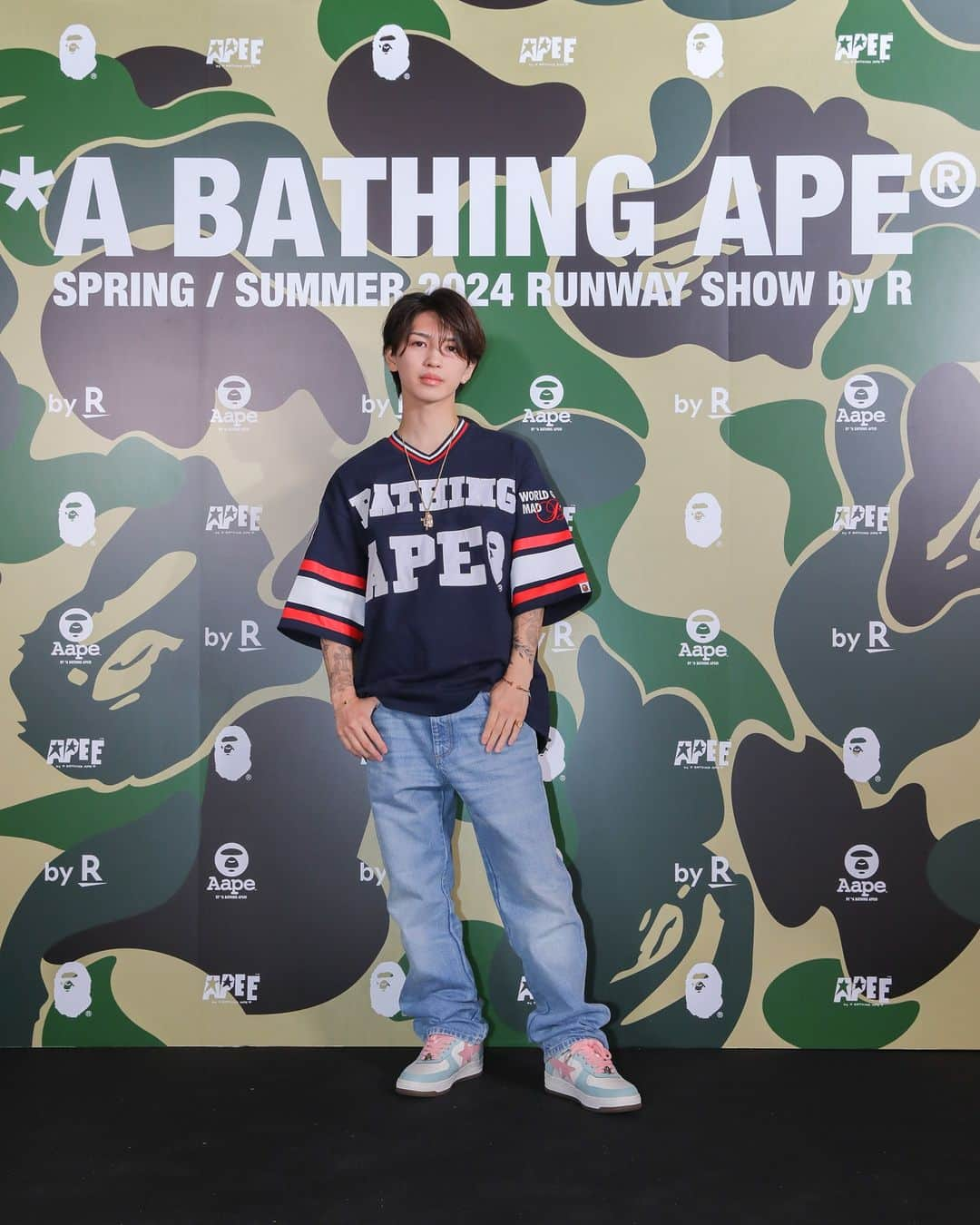 ア ベイシング エイプのインスタグラム：「Celebrating BAPE®'s 30th Anniversary with guests gathered at the first-ever runway show in Japan,　A BATHING APE® SPRING/SUMMER 2024 RUNWAY SHOW by R    @genki_iwahashi_17 @doriSakurada @hiroyuki.ikeuchi @da_ice_hayate_wada @shuntaroyanagi @yamatoinoue__0612 @sho0509official @shoma8108 @horikekazuki    @bape_japan @rakutenfashion   @rakutenfashion_byr @rakuten_fashion_men   @rakutenfwt    #bape #abathingape #bape30   #RakutenFashion #RakutenbyR #RakutenFWT」