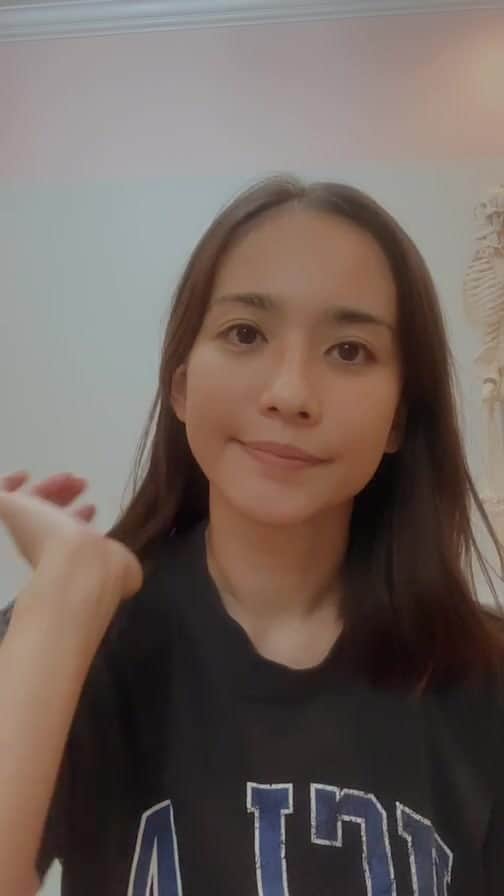優木まおみのインスタグラム：「バタフライカッサを使って、ベッドケア。」
