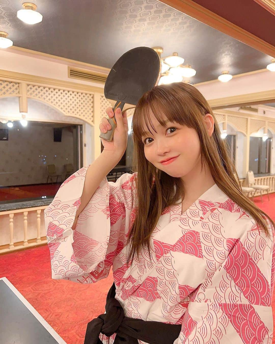 ハルナのインスタグラム：「． ． ⁡ 彼女と卓球なう🏓の図 です。 (この後お兄ちゃんにコテンパンにやられました。笑) ． ． #過去pic #伊豆 #伊豆観光 #温泉 #卓球 #フォロー #いいね返し #좋아요 #좋아요환영‪ #photography #likesforlike #instalike #followers #followforfollowback #nippon #japan #fashion #fashionstyle #japanesegirl #instagood #instamood」