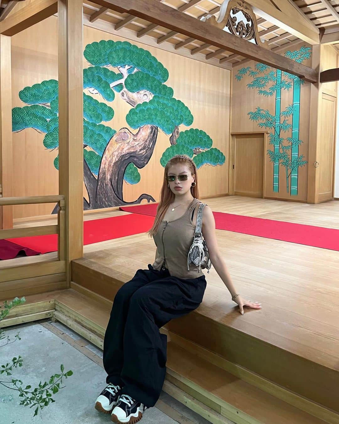 プラトン・メリー・恵梨のインスタグラム：「能🪭」