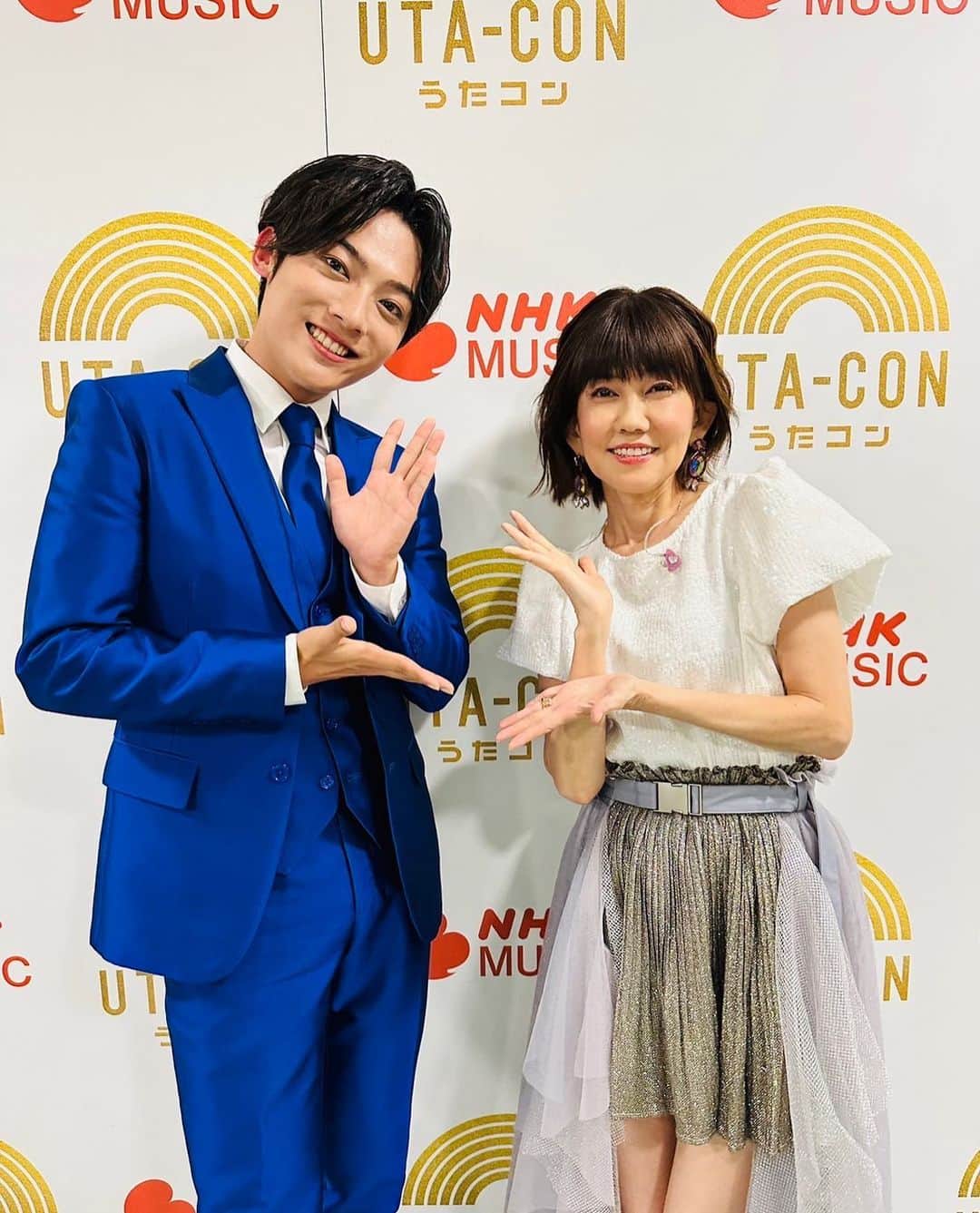 辰巳ゆうとのインスタグラム：「今日、ご一緒させていただいた  #松本伊代 さん✨  先日、関西テレビさんの 「よ〜いドン！」  でご一緒させていただき  今日もご一緒させていただけて本当に嬉しかったです！！！  センチメンタルジャーニーを生で聴かせていただけて幸せでした🌈✨  またご一緒できる日を楽しみに頑張ります！🔥  #うたコン」