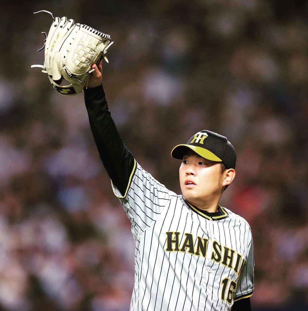 西勇輝のインスタグラム：「負けなくてよかったです。  坂本いつもナイスリード👍 よかった。  みんな打ってくれて守ってくれてありがとう。  感謝。  応援も沢山ありがとうございました。 #阪神タイガース  #チーム一丸で勝ち取った勝利   📷提供サンスポ」