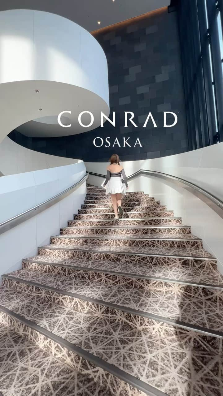 Giann Chanのインスタグラム：「Staying with @conradosaka make my experience in Osaka even better. #Osaka #conradhotels #Conrad #hiltonhotel」