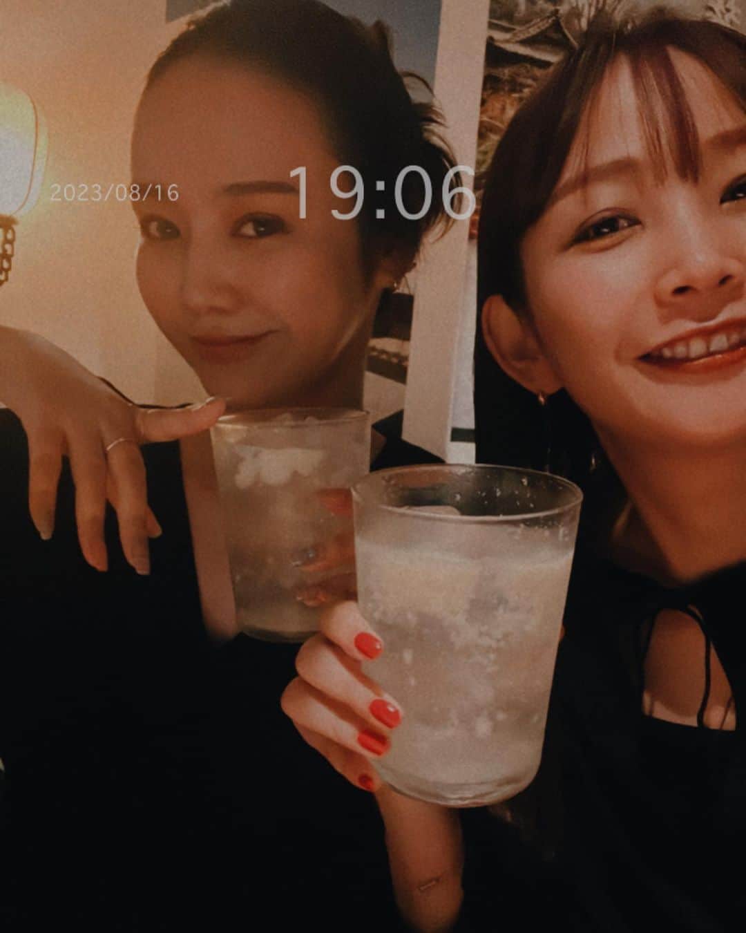 中上真亜子のインスタグラム：「わたしたちの1日の酒と時間in東京 （1番最後は２日目の14杯って意味 一緒に飲んでくれた皆さん ありがとうございました☺️🫶」