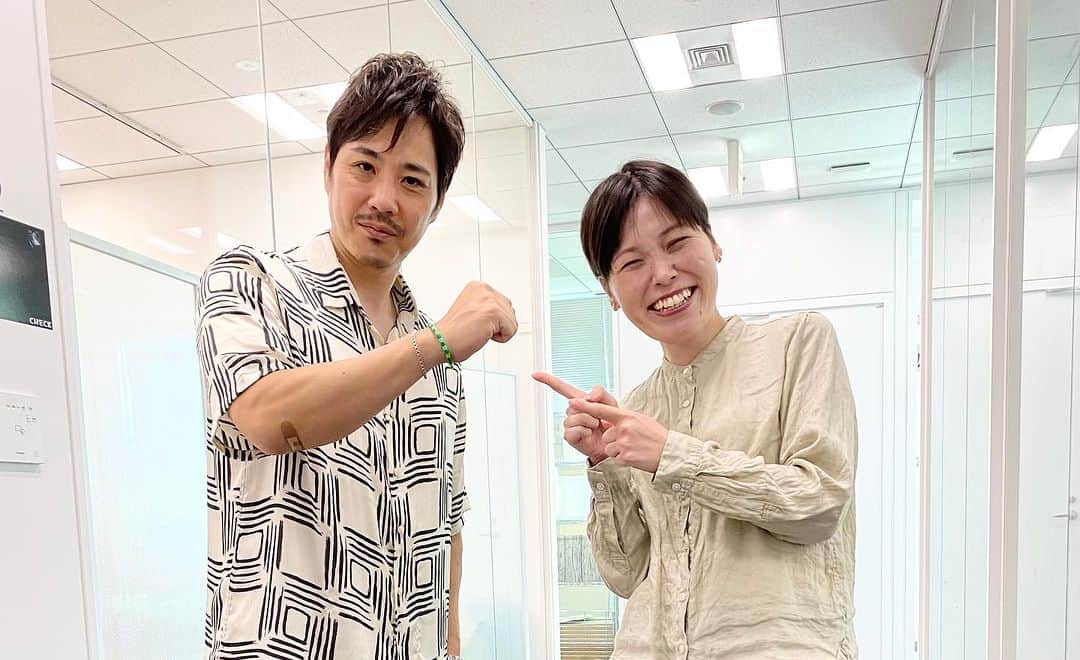 藤原一裕のインスタグラム：「さすがフジワランド、ヘビー視聴者の誠子。  すぐ気が付いてた😊　　  #フジワランド」