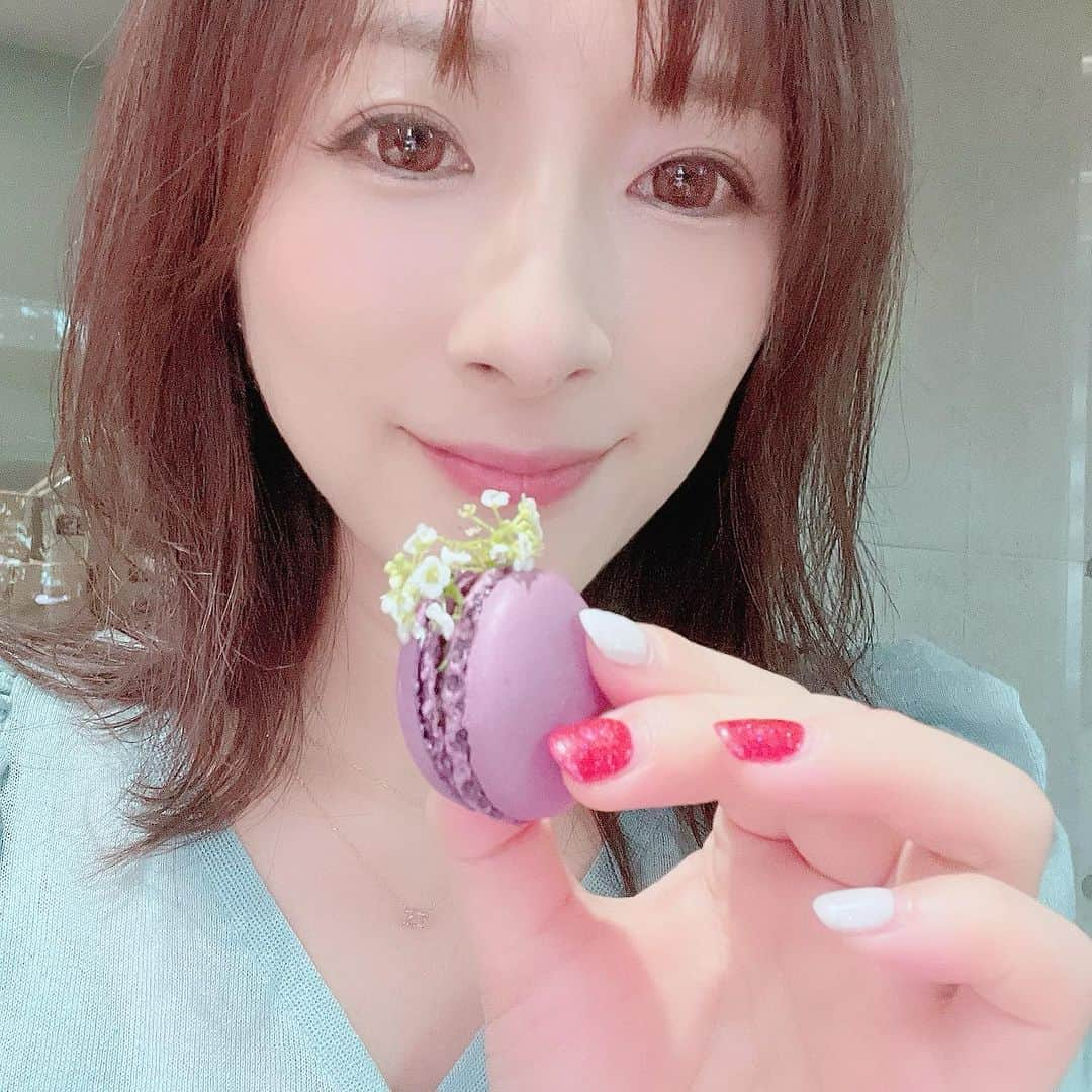 梶原ひろみさんのインスタグラム写真 - (梶原ひろみInstagram)「8月の想い出✨（今さらですが笑） My birthday  いっぱいお祝い嬉しかったです‼︎  当日はお腹を痛めてくれた母に、労いのお電話しました😊」9月5日 14時51分 - hiromi.kajiwara