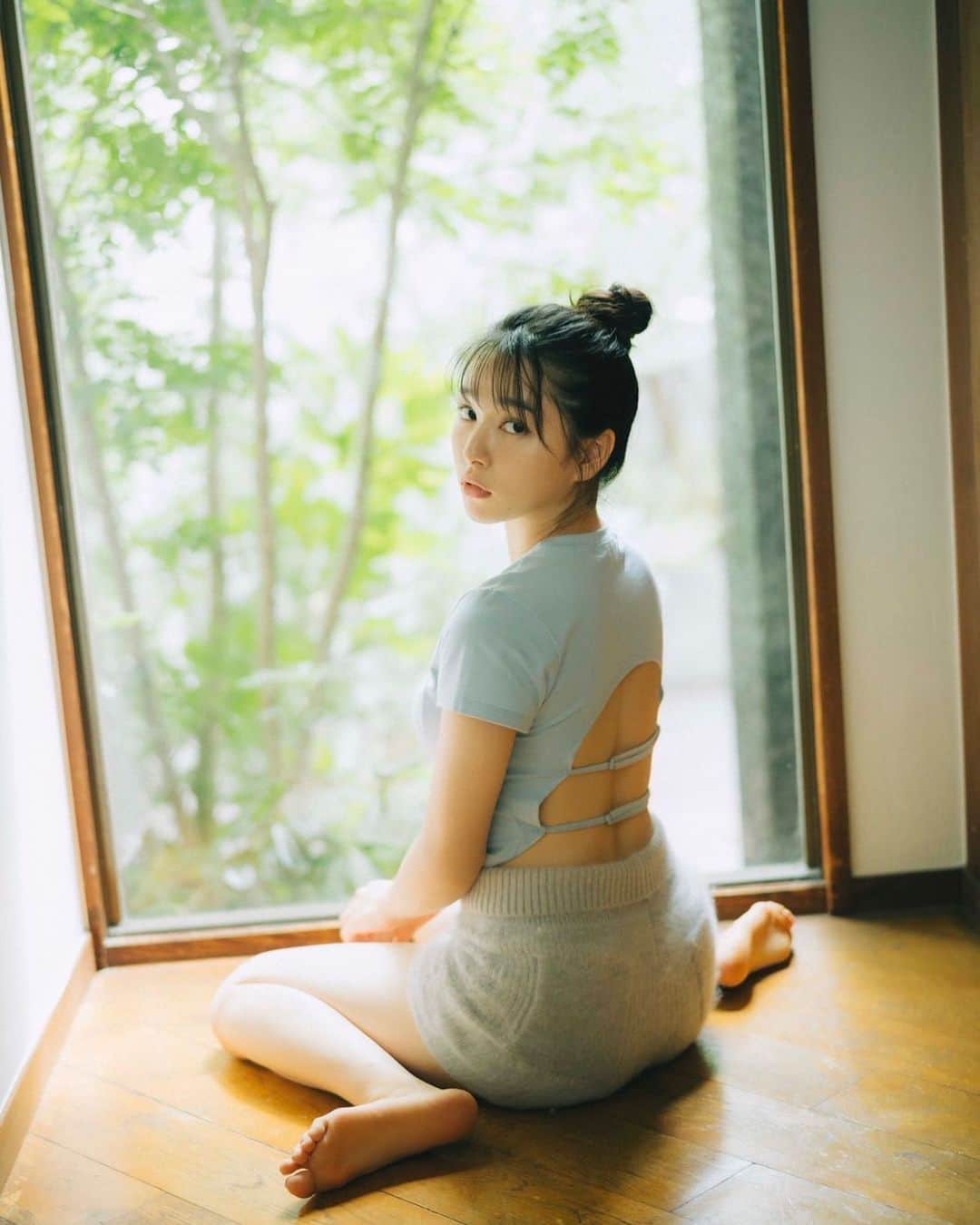 桜井日奈子のインスタグラム：「#桜井日奈子2024カレンダーブック」