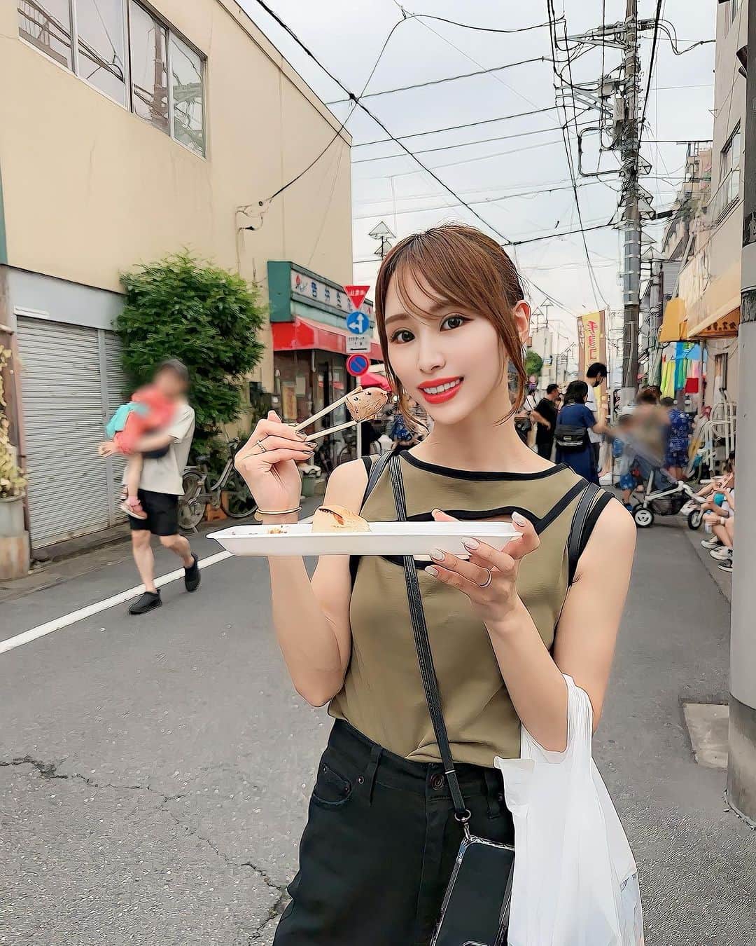 のインスタグラム：「福生のお祭り🏮👘✨ チビたちも楽しんでた😍  遠いけど毎年行きたいお祭り🩷  #夏の思い出 #福生祭り」