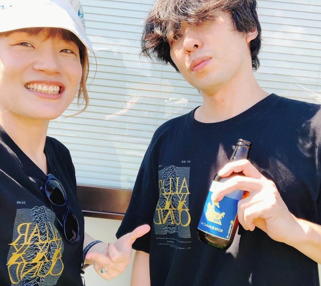 東出真緒さんのインスタグラム写真 - (東出真緒Instagram)「夏の思い出☀️ TREASUSE05XX編  Lots of rock stars. 🔥🔥🔥🔥🔥  #THEBACKHORN #theoralcigarettes  #sumika #9mmparabellumbullet  #coldrain #BIGMAMA #TREASURE05X #rockstar」9月5日 15時26分 - mao_bigmama_vn