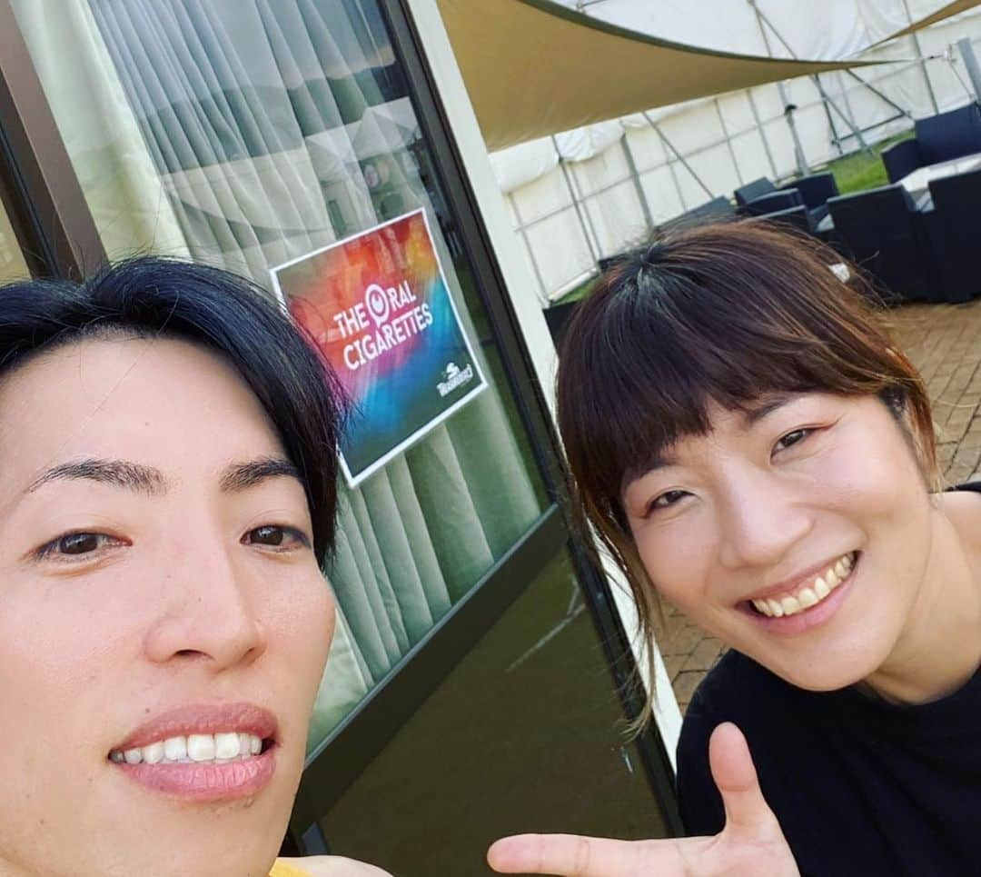 東出真緒さんのインスタグラム写真 - (東出真緒Instagram)「夏の思い出☀️ TREASUSE05XX編  Lots of rock stars. 🔥🔥🔥🔥🔥  #THEBACKHORN #theoralcigarettes  #sumika #9mmparabellumbullet  #coldrain #BIGMAMA #TREASURE05X #rockstar」9月5日 15時26分 - mao_bigmama_vn