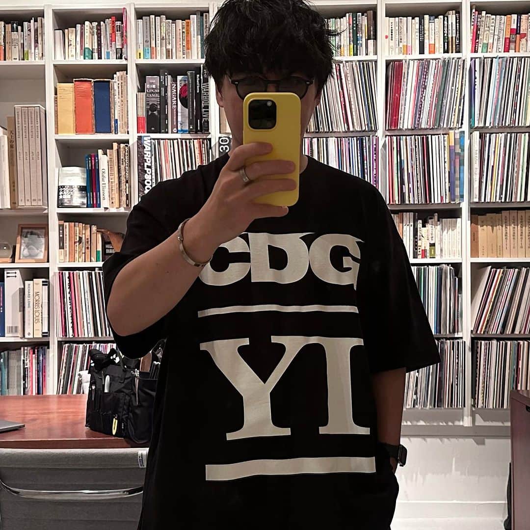 のインスタグラム：「CDG×YI」