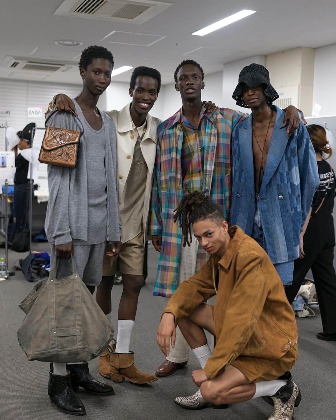 WWDジャパンさんのインスタグラム写真 (WWDジャパンInstagram)「コレクション・リポート：「セブン バイ セブン」は、軽やかな