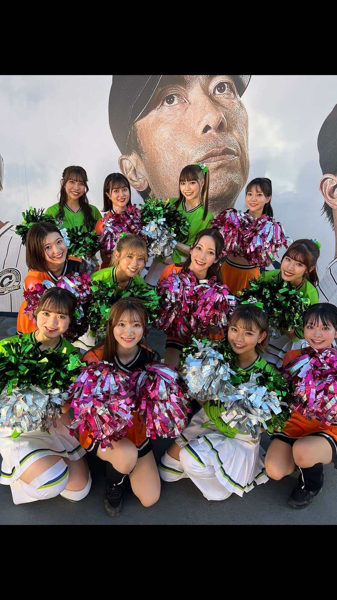 Passionのインスタグラム：「【TOKYOシリーズ2023💚Passion × VENUS🧡】  こんにちは！ #2MINII です🎀  本日から、 TOKYOシリーズ2023💚🧡💚🧡  読売巨人軍ジャイアンツからジャビットくんと、読売巨人軍公式マスコットガールVENUSさんが駆けつけてくれています✨✨  VENUSさん10数年ぶり？の神宮球場ご来場！とのことで、 私たちもさらに応燕の気合が入ります🔥  TOKYOシリーズ2023ということで TOKYOに ちなんだこの曲 "TOKYO MERRY GO ROUND / Da-iCE" をオープニングパフォーマンスにてコラボさせていただきます！🎠💞  コラボパフォーマンス、神宮球場チア交流名物など…🏃‍♀️💨 見どころ満載ですので、本日限りの Passion × VENUS  TOKYOコラボレーションをお楽しみに！💗  さて、TOKYOシリーズ2023 この3連戦、スタンドを燕パワーでいっぱいにして、共にスワローズを応燕しましょう！！💚🍀🟢🧩  #東京ヤクルトスワローズ #東京 #ヤクルト #スワローズ #Swallows #YS #Passion2023 #パッション #情熱 #応燕 #プロ野球 #さあ行こうか  #TOKYOシリーズ2023 #TOKYOシリーズ #TOKYO #燕パワー #みどり #TOKYO #チアコラボ #VENUS さん  #DaiCE さん #TOKYOMERRYGOROUND」