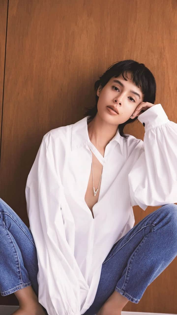 Ginaのインスタグラム：「". Gina 2023 Summer 夏南ファッションがシンプルなのにオシャレな理由。 All about KANA STYLE!!  model:Kana Oya ＿＿＿  @gina_mag ではハンサム派のaround30女性に向けた最新トレンドを更新中！ #GinaMagazine #ハンサム女子 #ファッション #Fashion # #ファッション好き  #ファッション好きな人とつながりたい #パンツコーデ#大屋夏南」